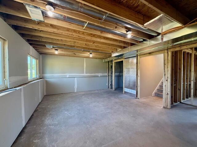 3237 Signal Point Drive Allegan MI 49010