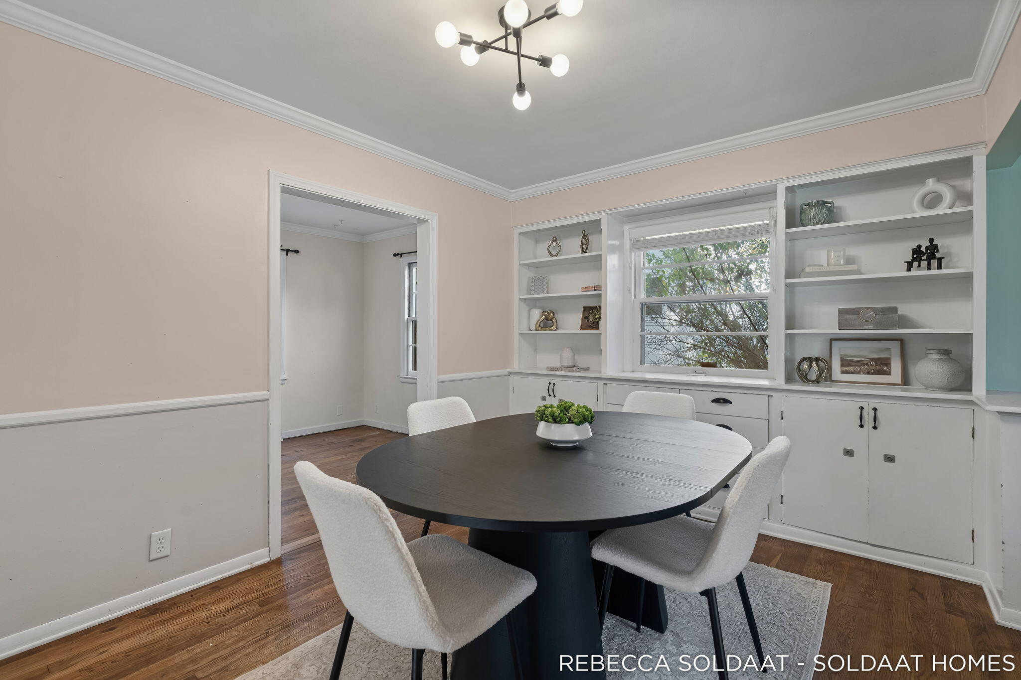 1837 Chamberlain Avenue SE Grand Rapids MI 49506