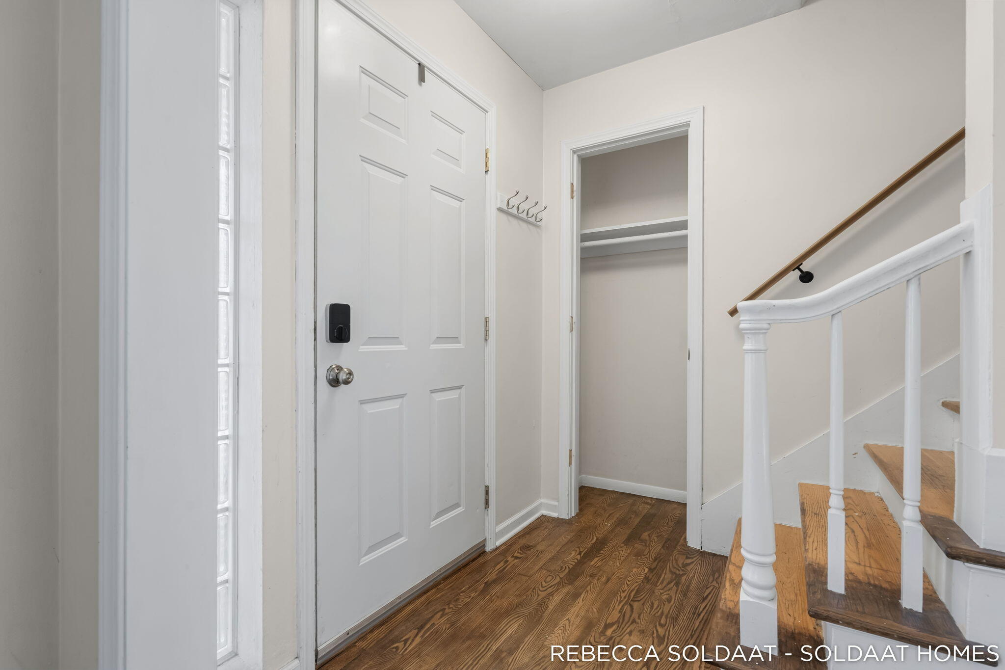 1837 Chamberlain Avenue SE Grand Rapids MI 49506