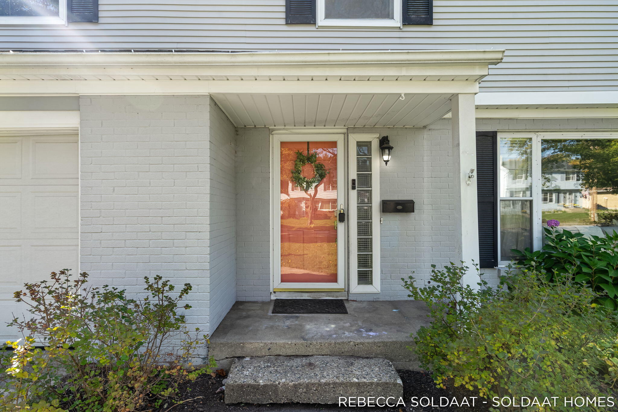 1837 Chamberlain Avenue SE Grand Rapids MI 49506
