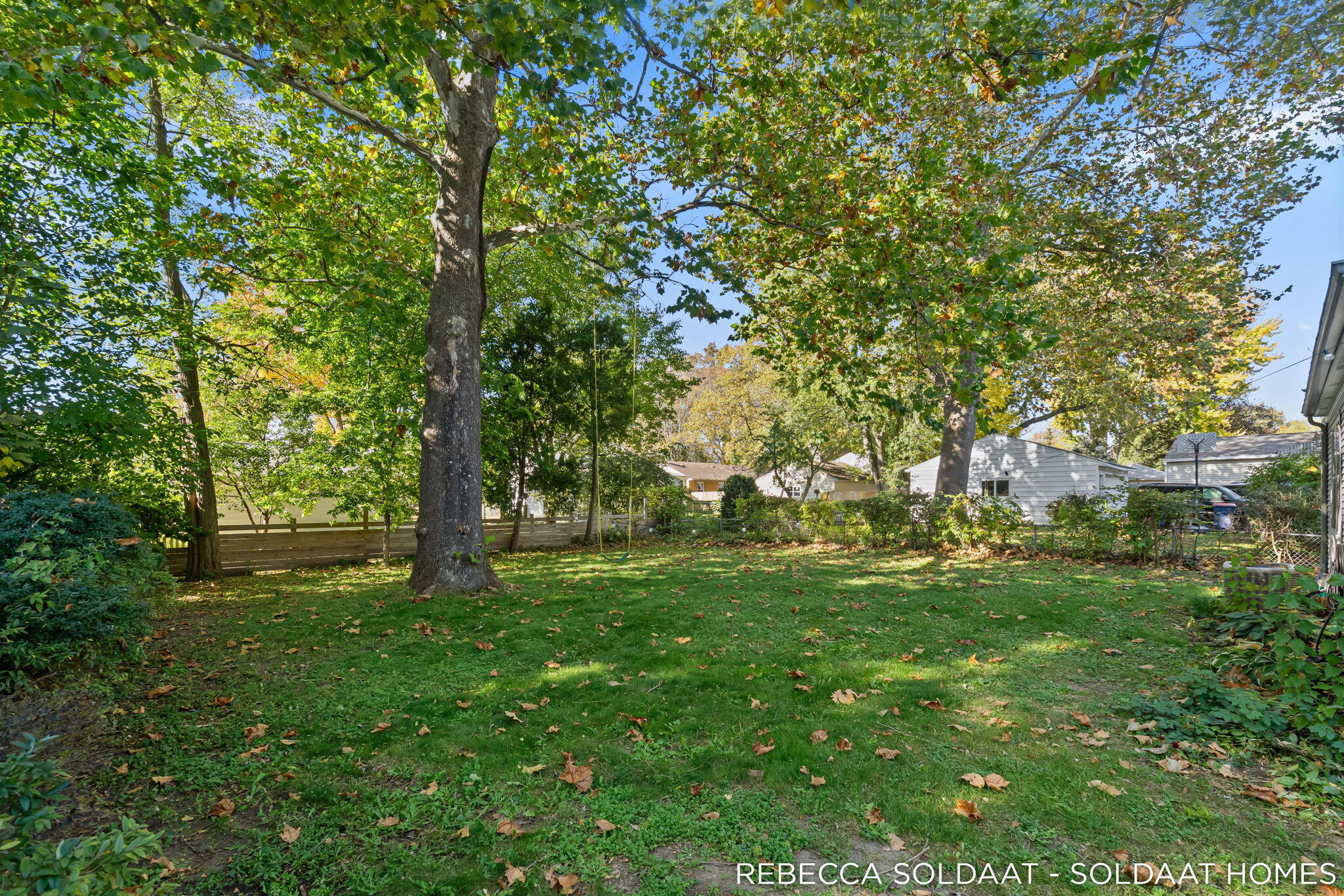 1837 Chamberlain Avenue SE Grand Rapids MI 49506