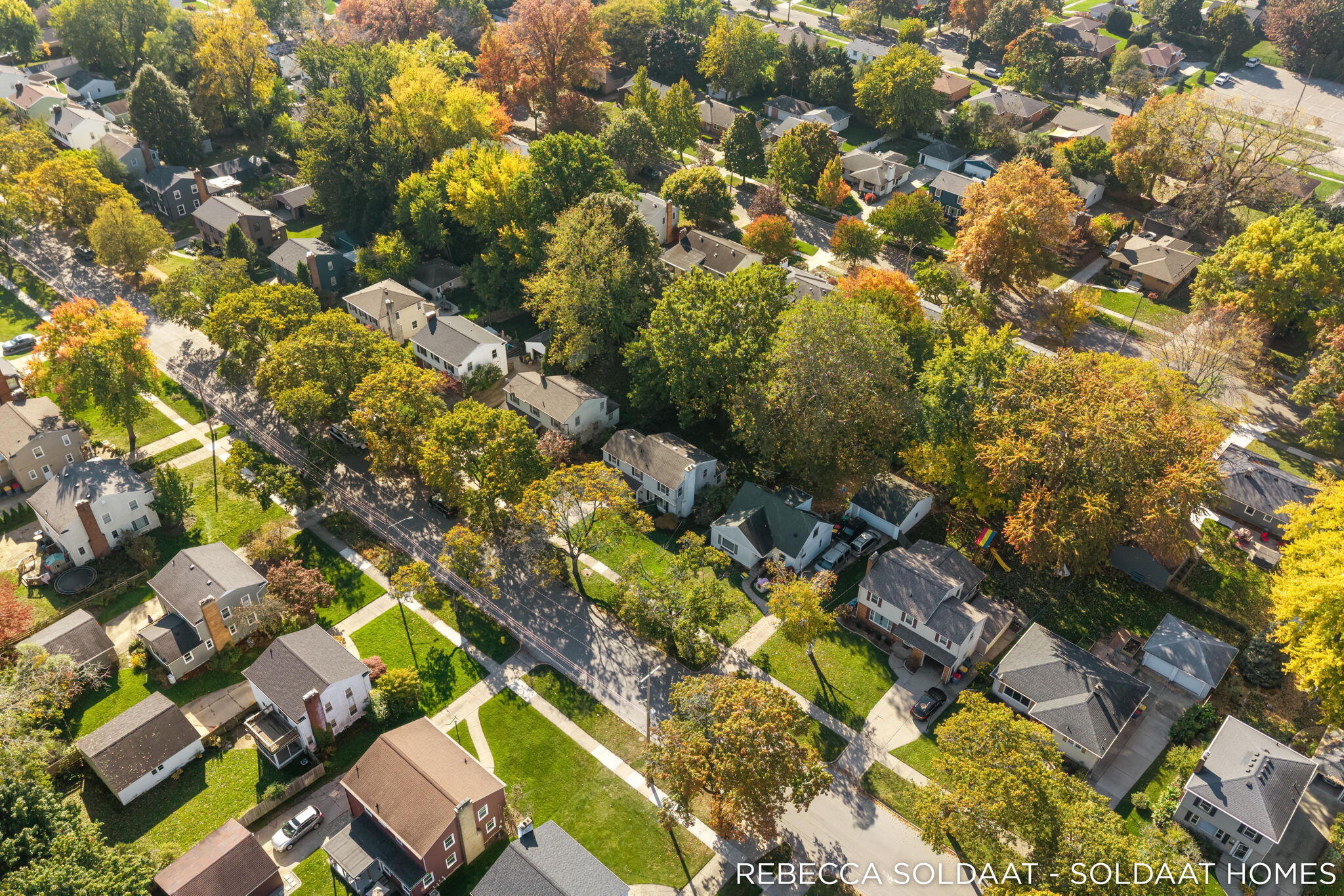 1837 Chamberlain Avenue SE Grand Rapids MI 49506