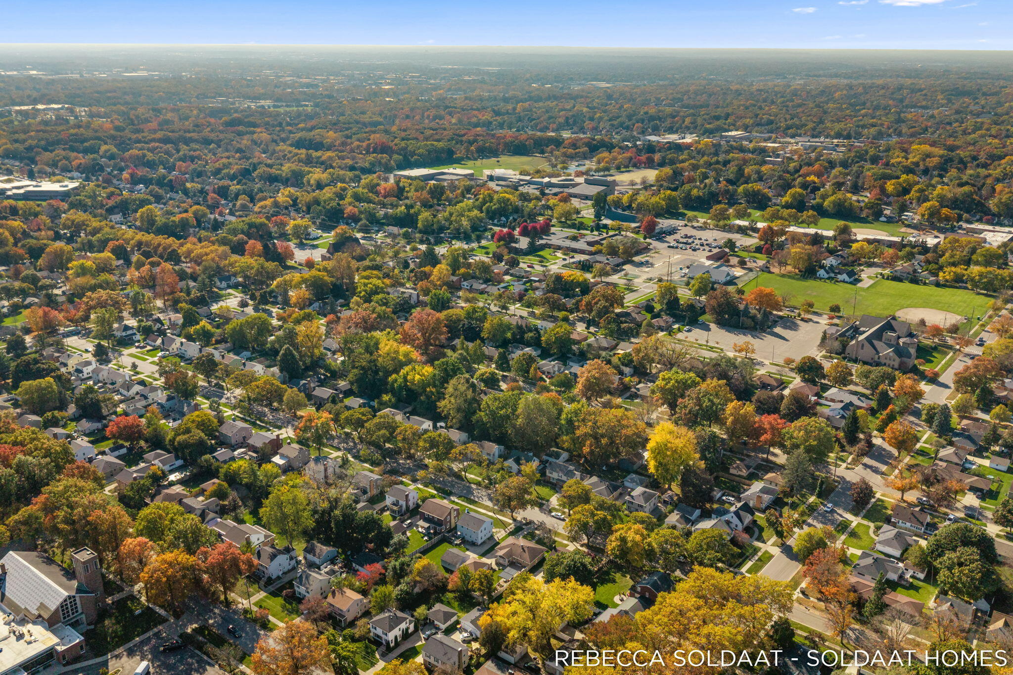 1837 Chamberlain Avenue SE Grand Rapids MI 49506