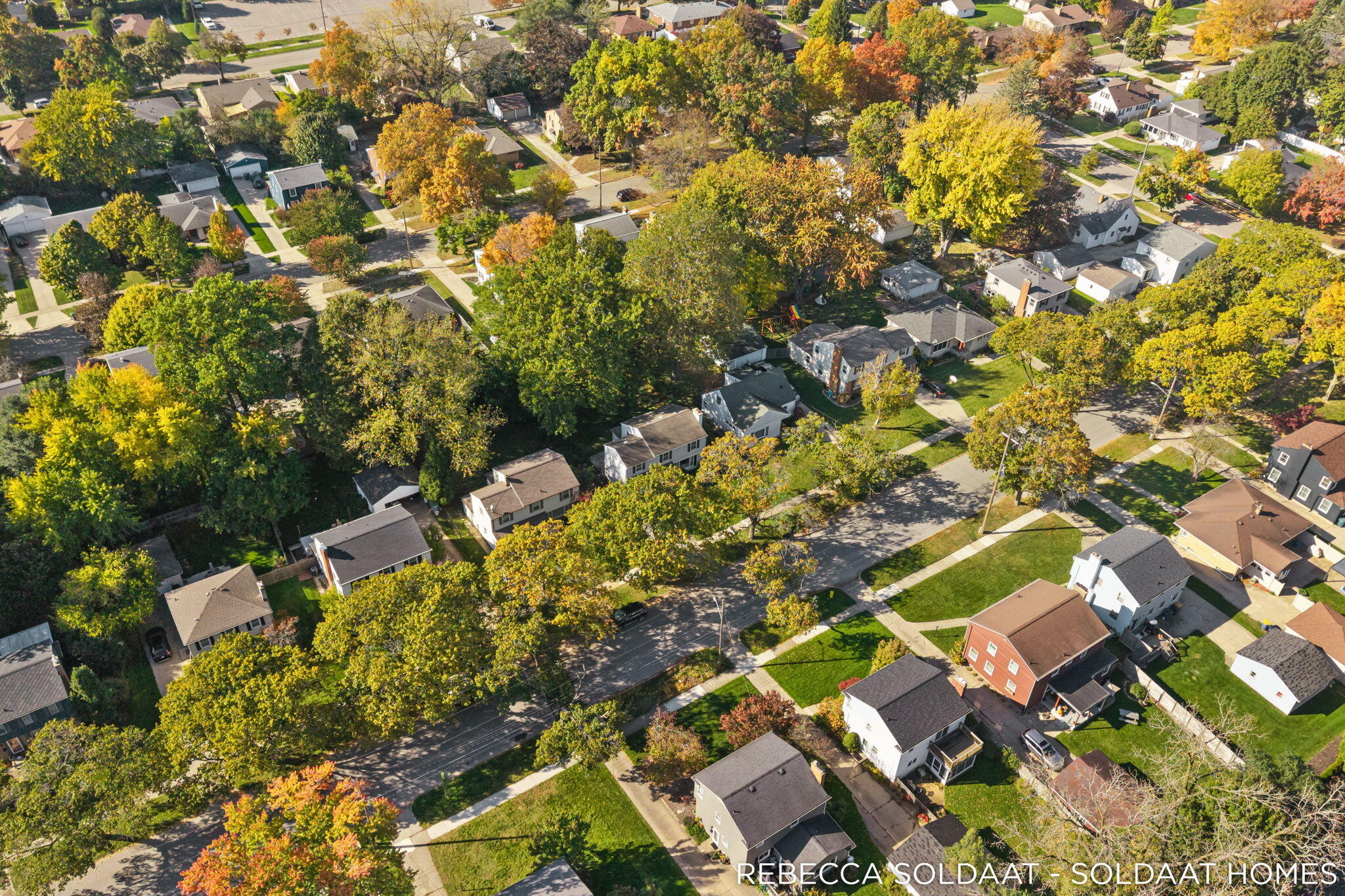 1837 Chamberlain Avenue SE Grand Rapids MI 49506