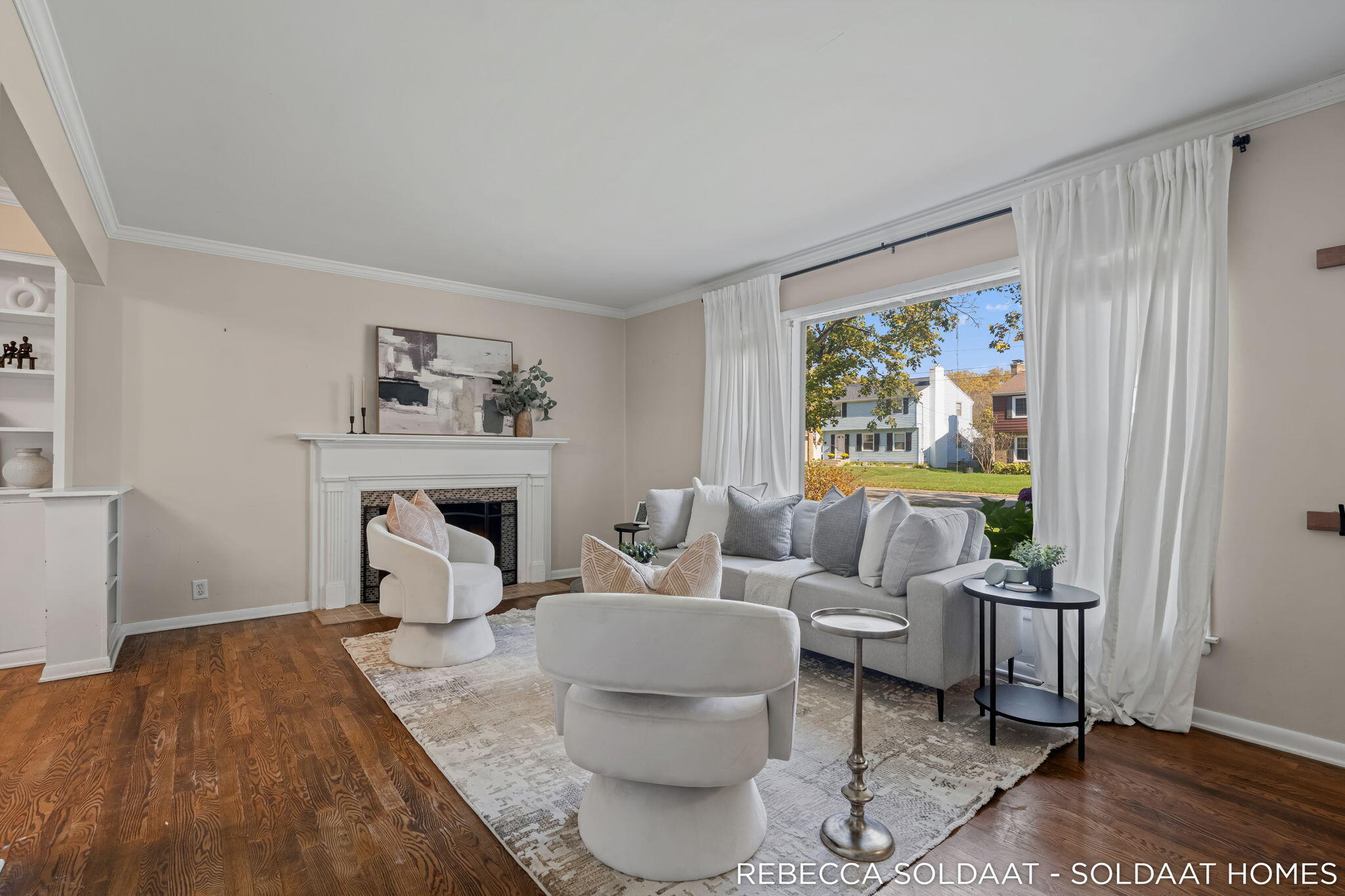1837 Chamberlain Avenue SE Grand Rapids MI 49506