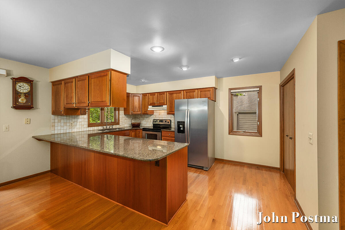 2200 Northridge Drive NE Grand Rapids MI 49525