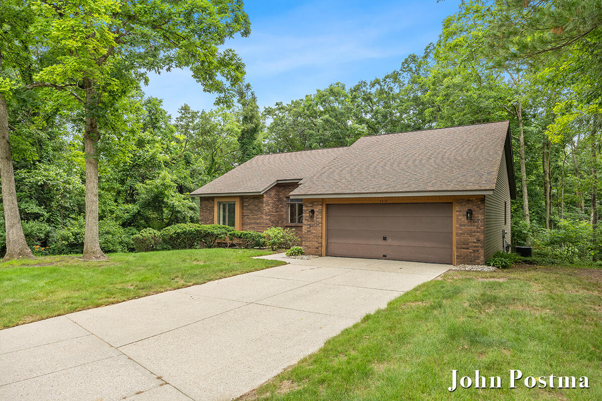 2200 Northridge Drive NE Grand Rapids MI 49525