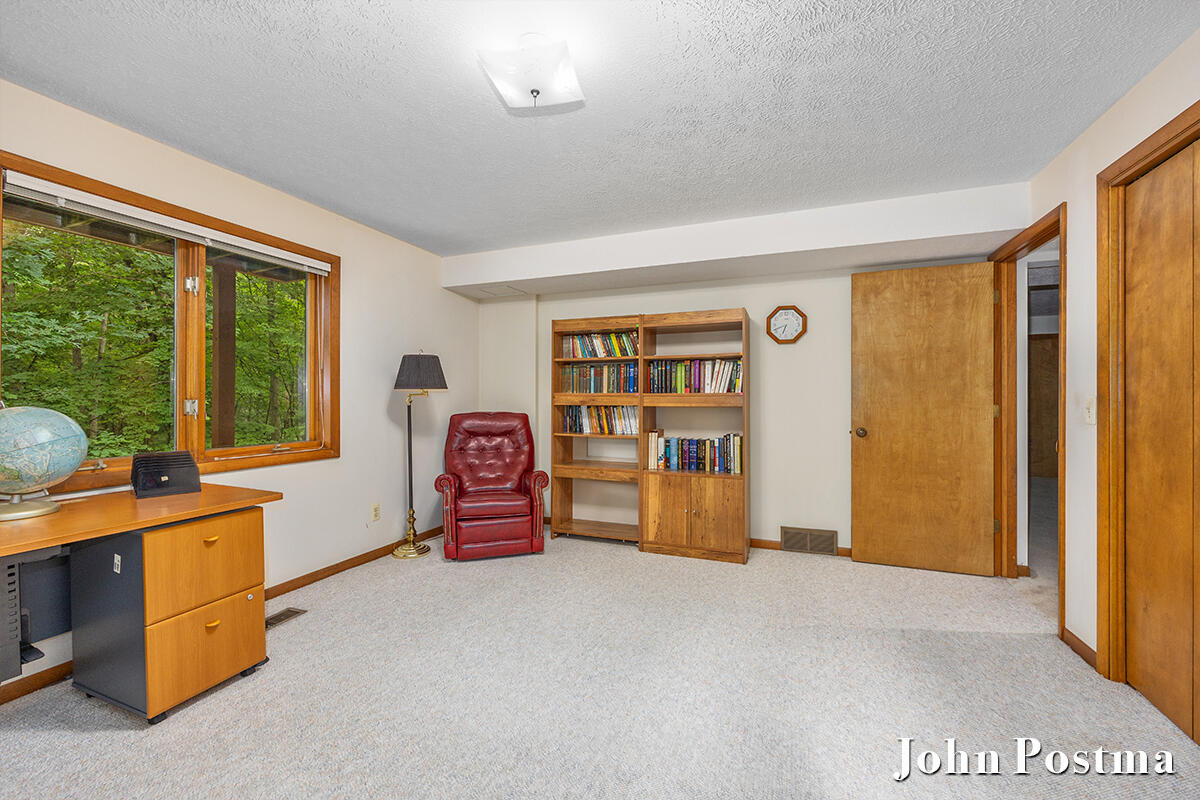 2200 Northridge Drive NE Grand Rapids MI 49525