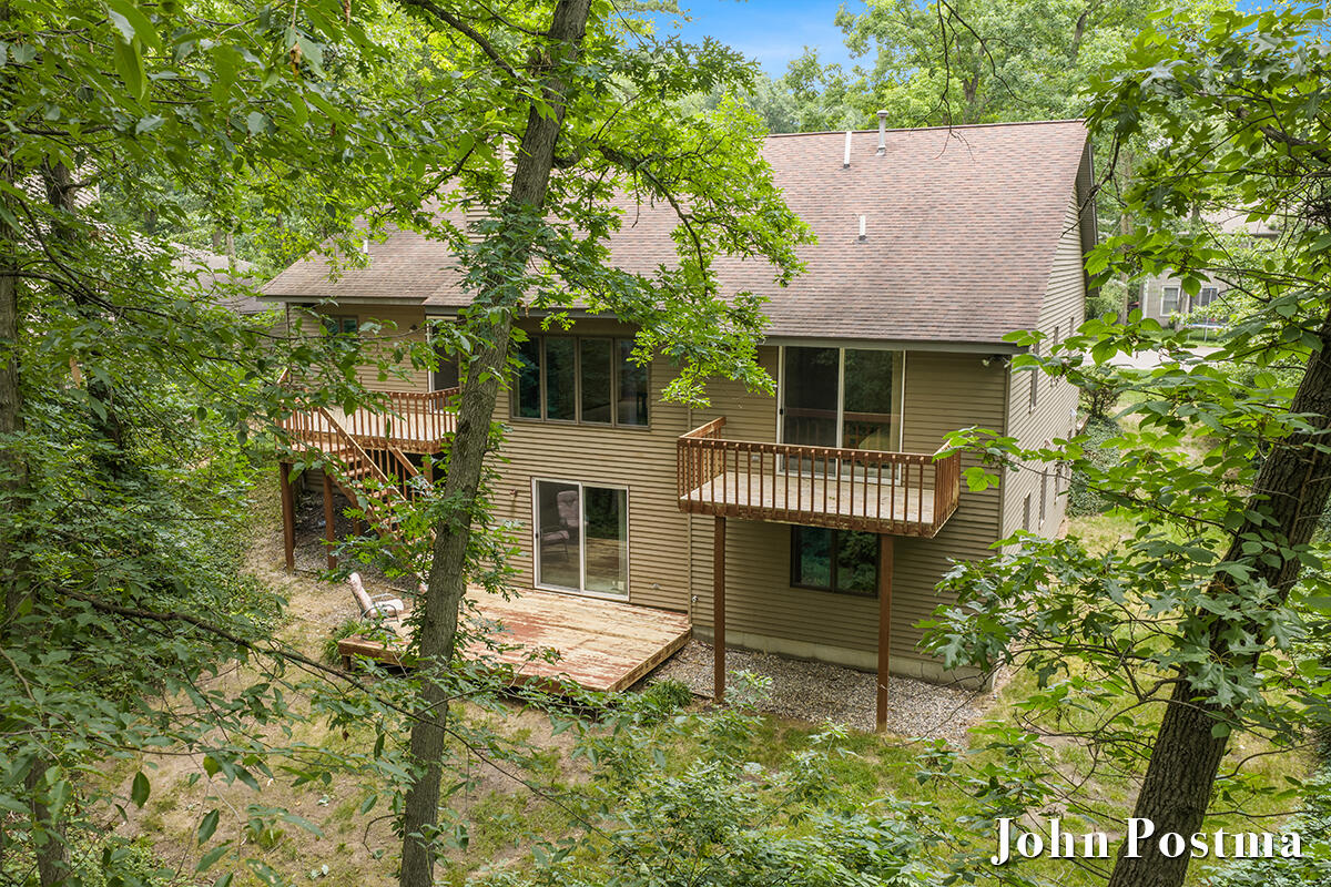 2200 Northridge Drive NE Grand Rapids MI 49525