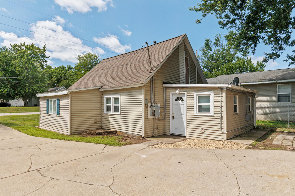 2324 Hughes Avenue Norton Shores MI 49441
