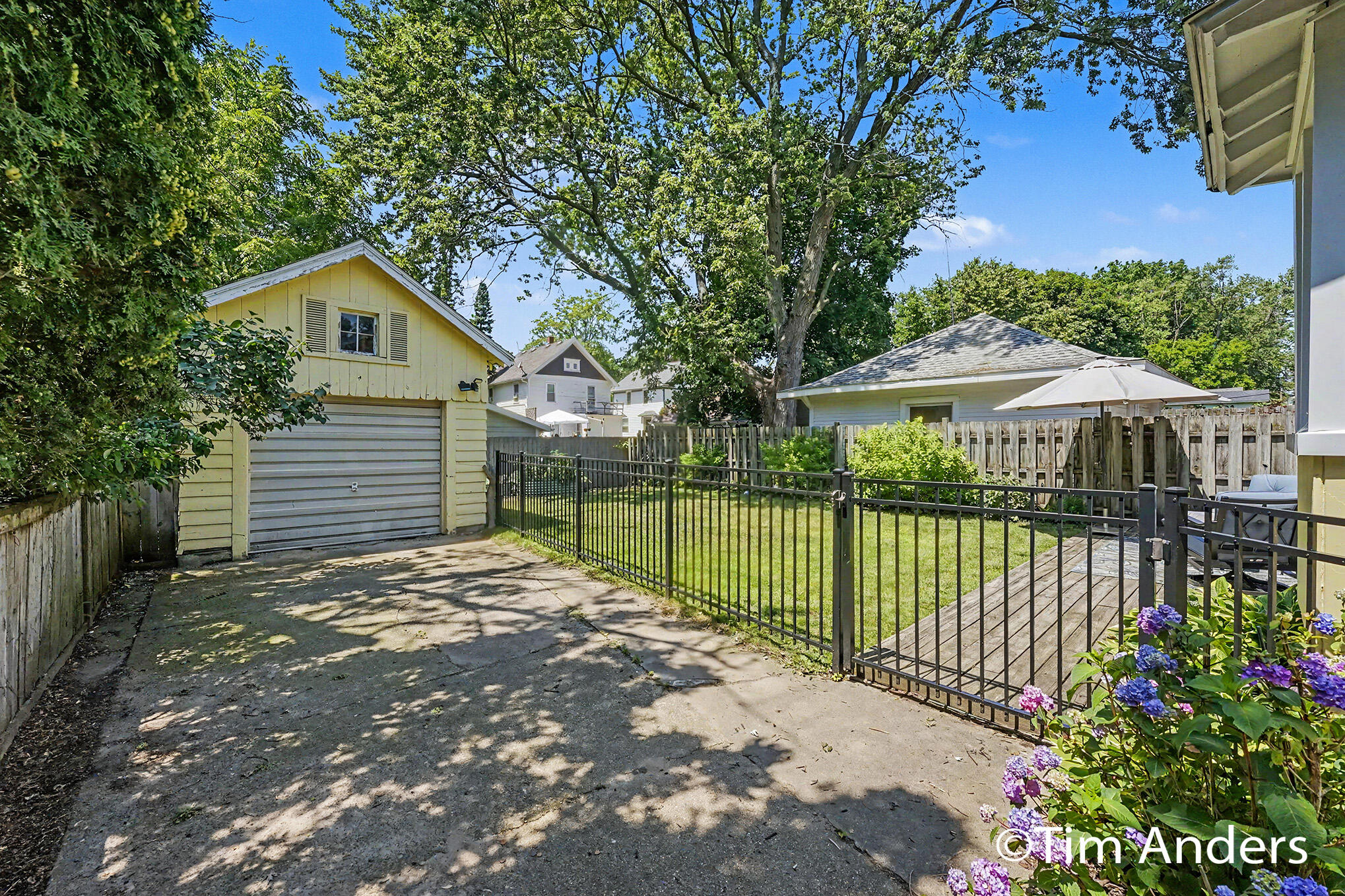61 Mayfield Avenue NE Grand Rapids MI 49503