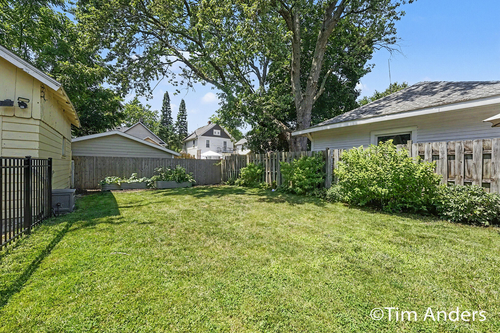 61 Mayfield Avenue NE Grand Rapids MI 49503
