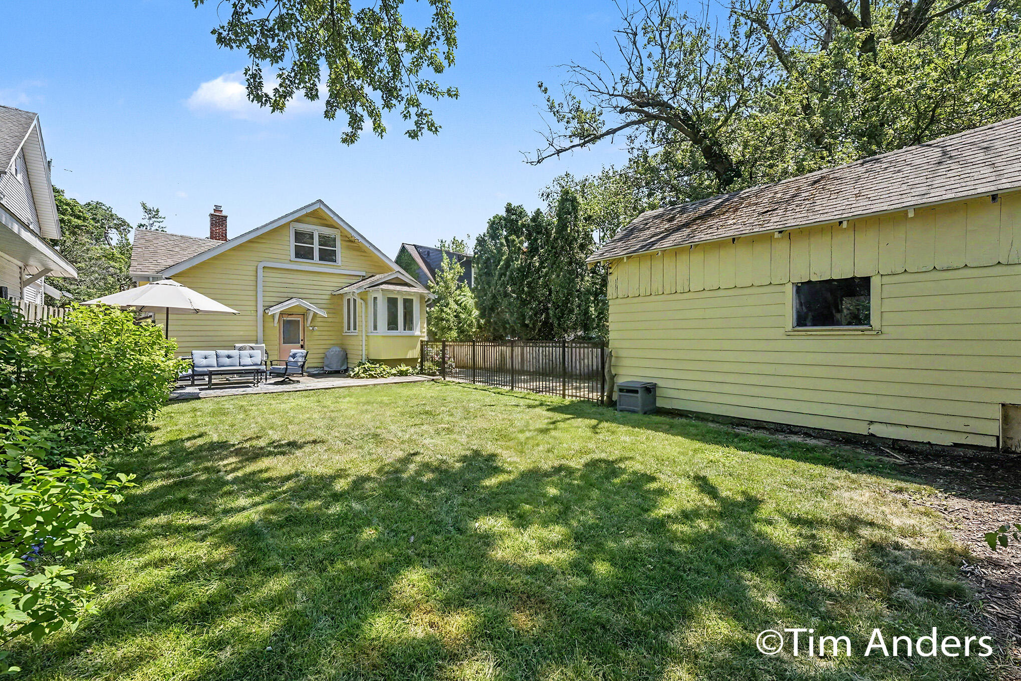 61 Mayfield Avenue NE Grand Rapids MI 49503