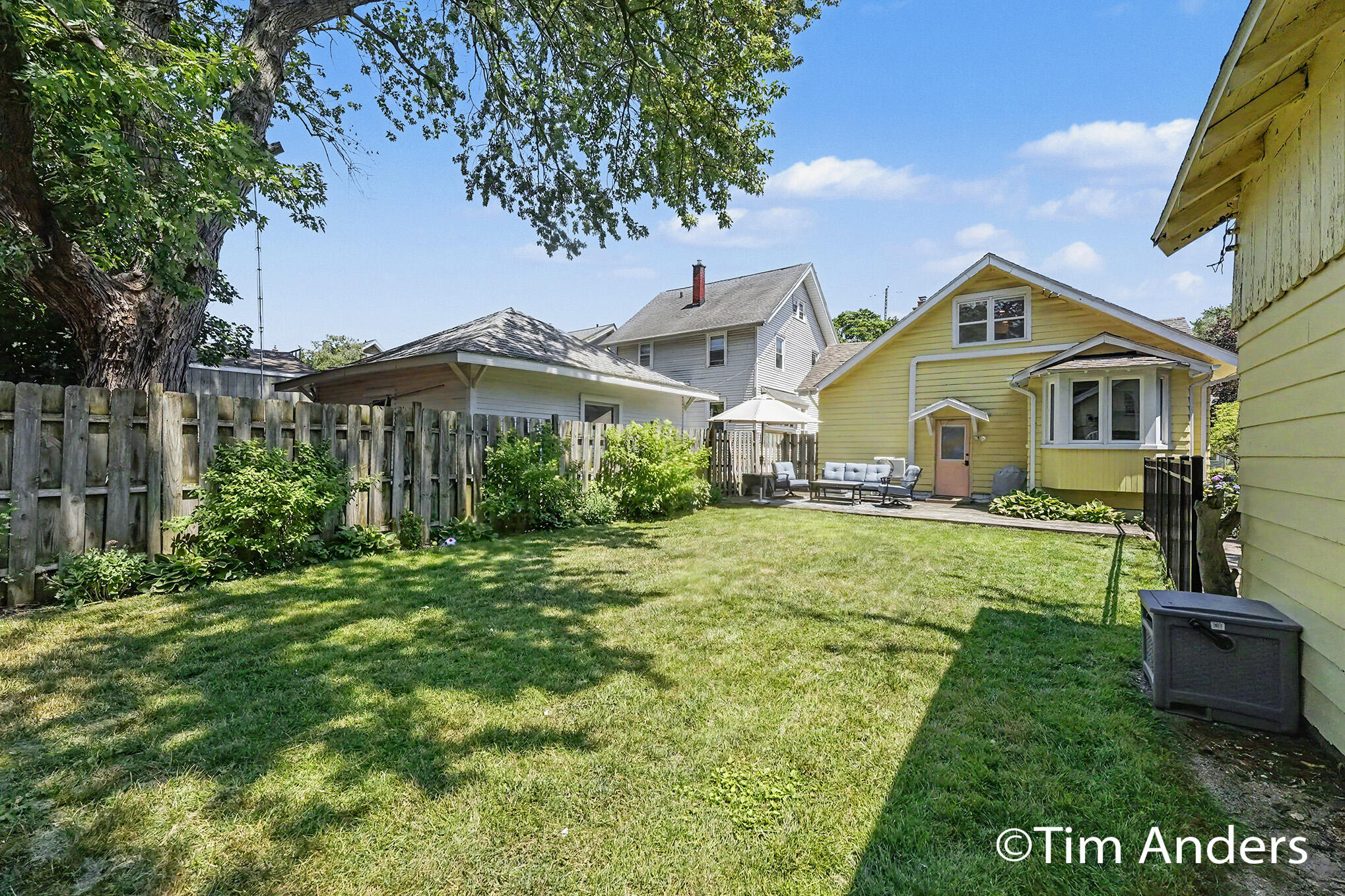 61 Mayfield Avenue NE Grand Rapids MI 49503