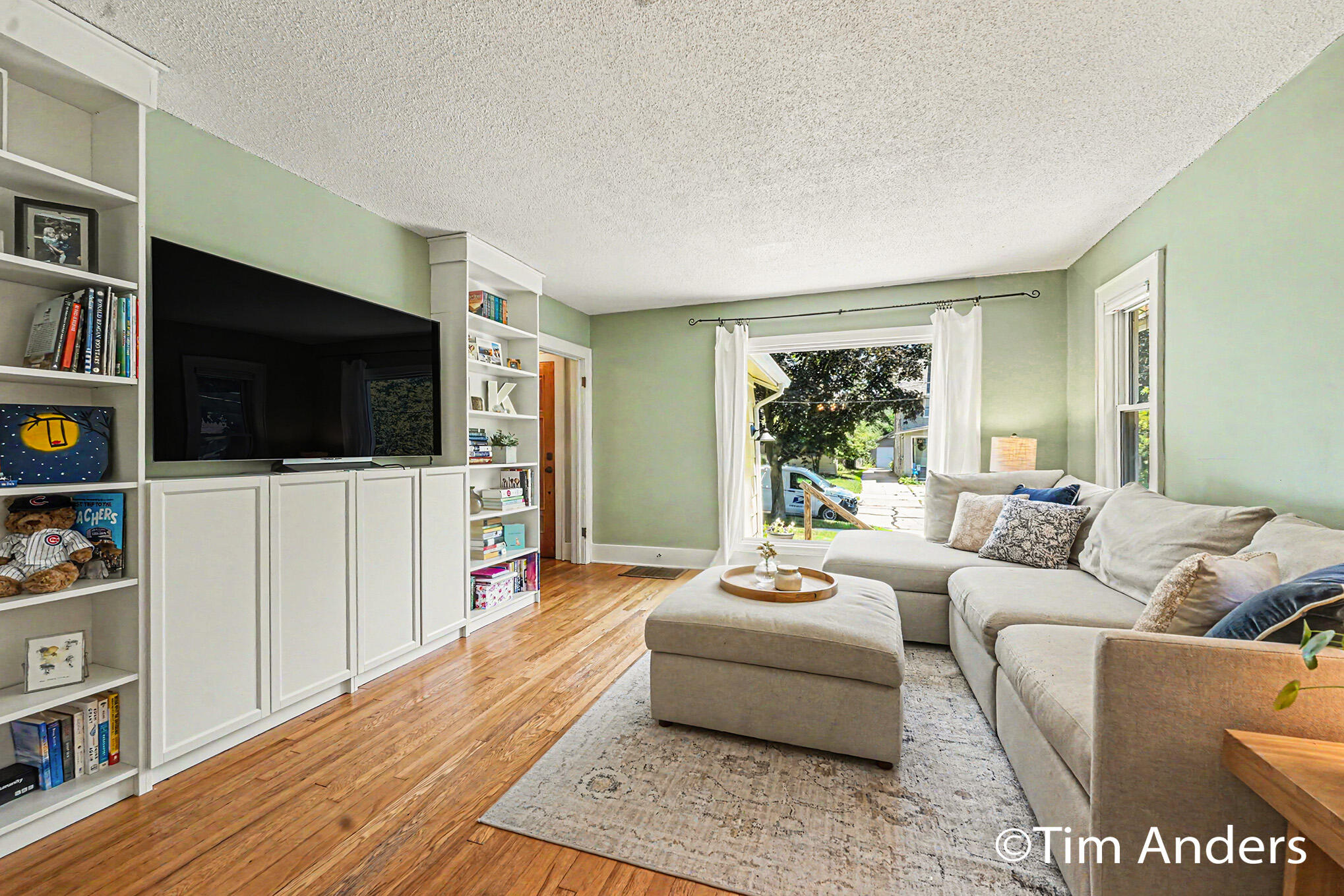 61 Mayfield Avenue NE Grand Rapids MI 49503