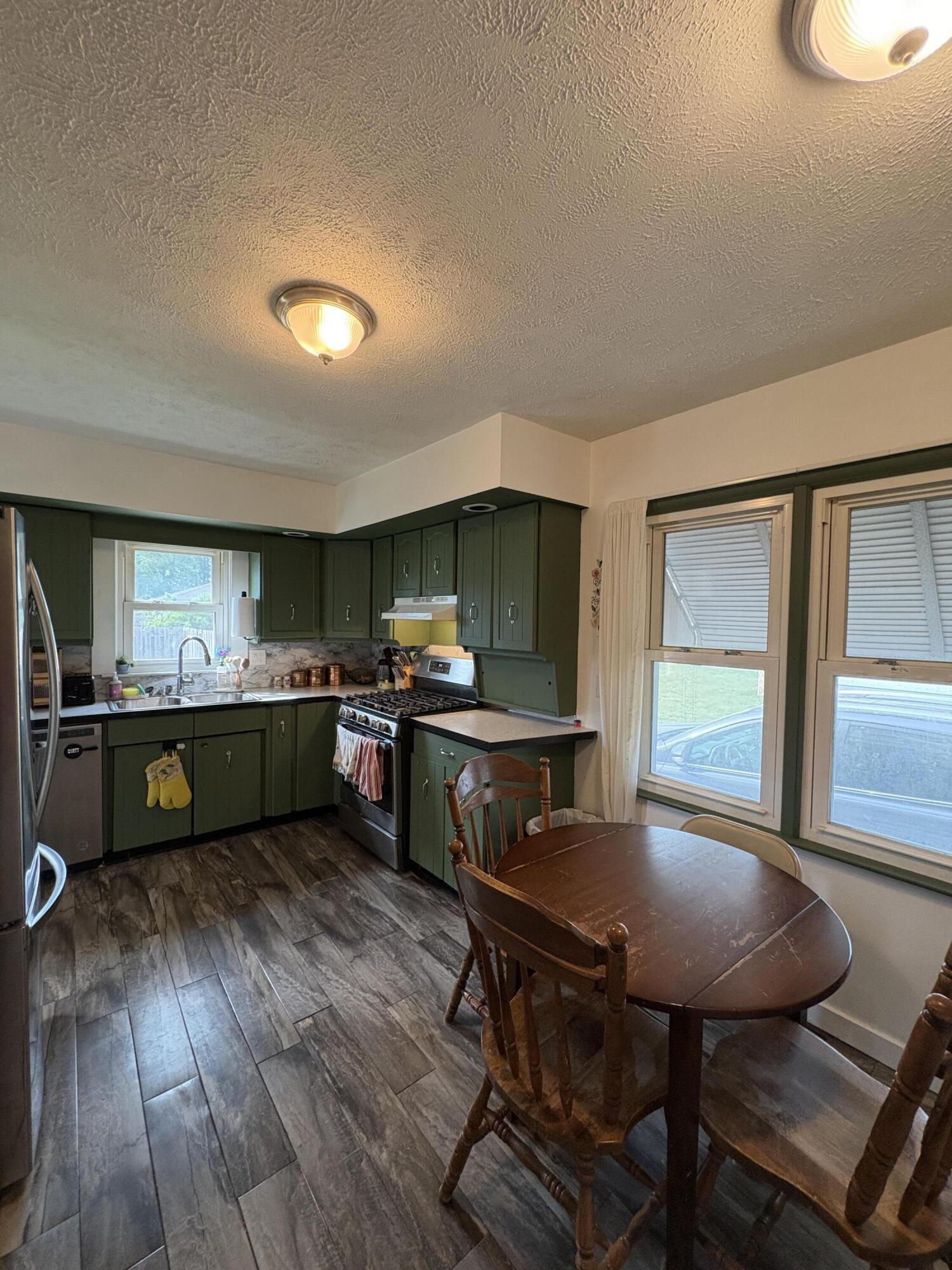 3062 Eastland Road Muskegon MI 49441
