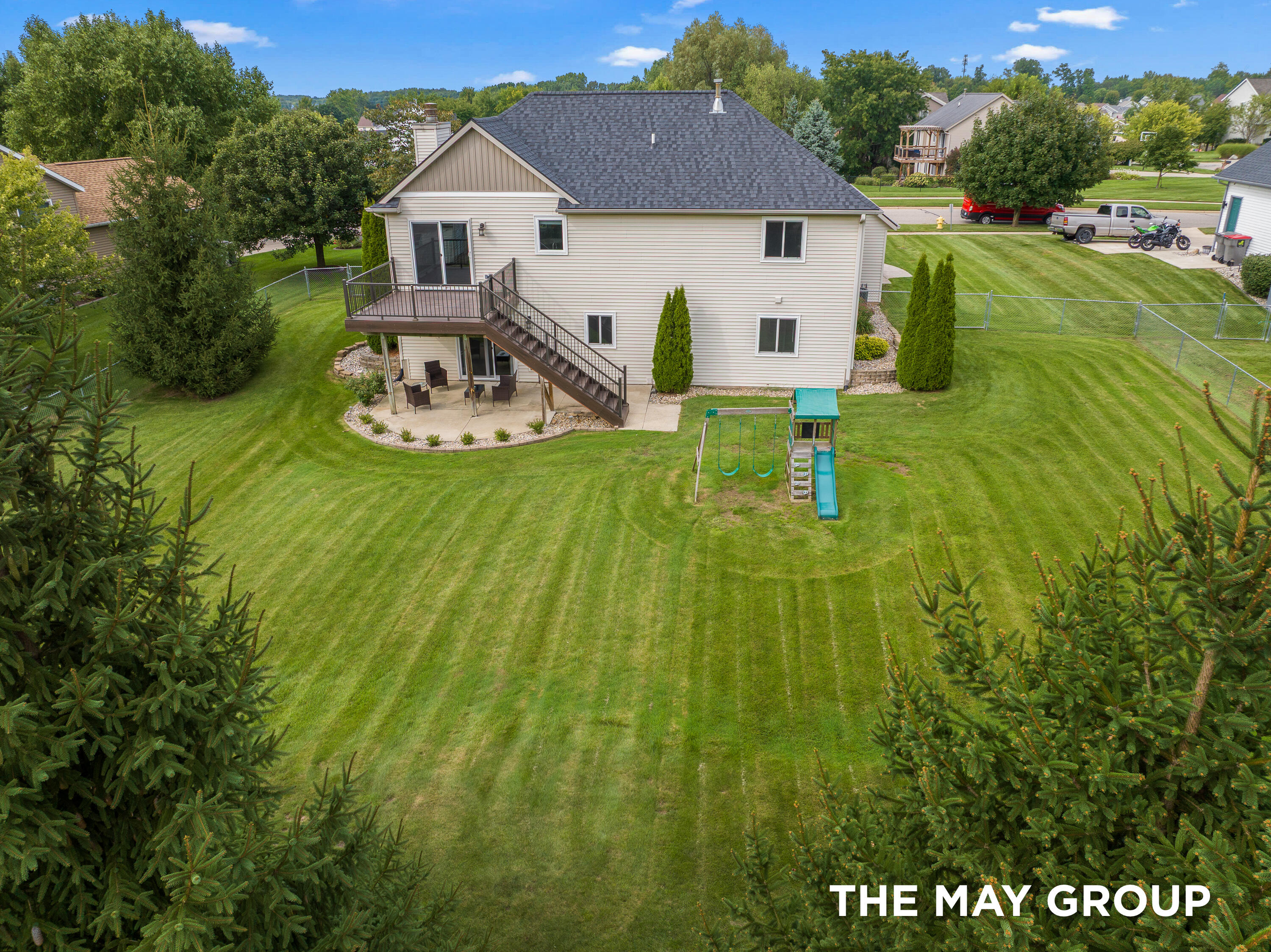 2021 Orchard Ridge Drive NW Grand Rapids MI 49534