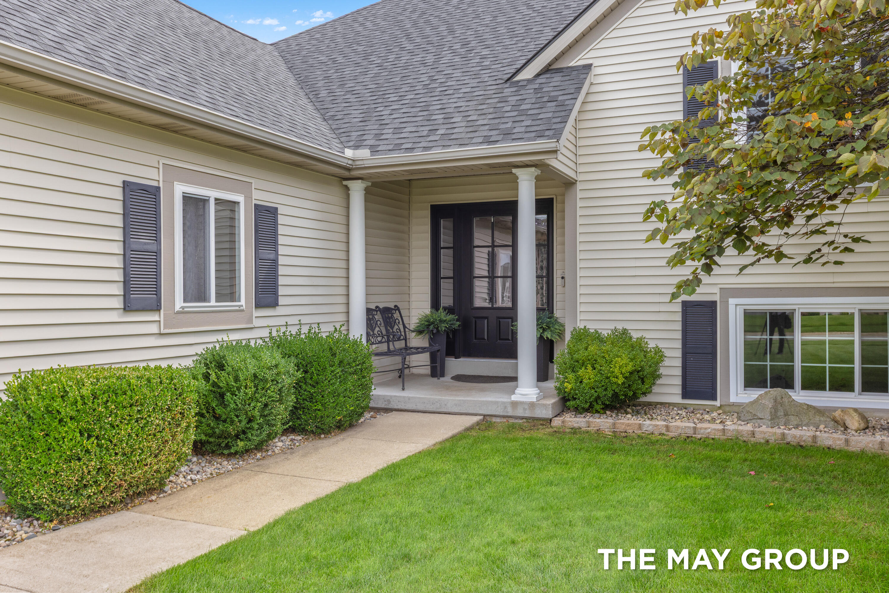 2021 Orchard Ridge Drive NW Grand Rapids MI 49534