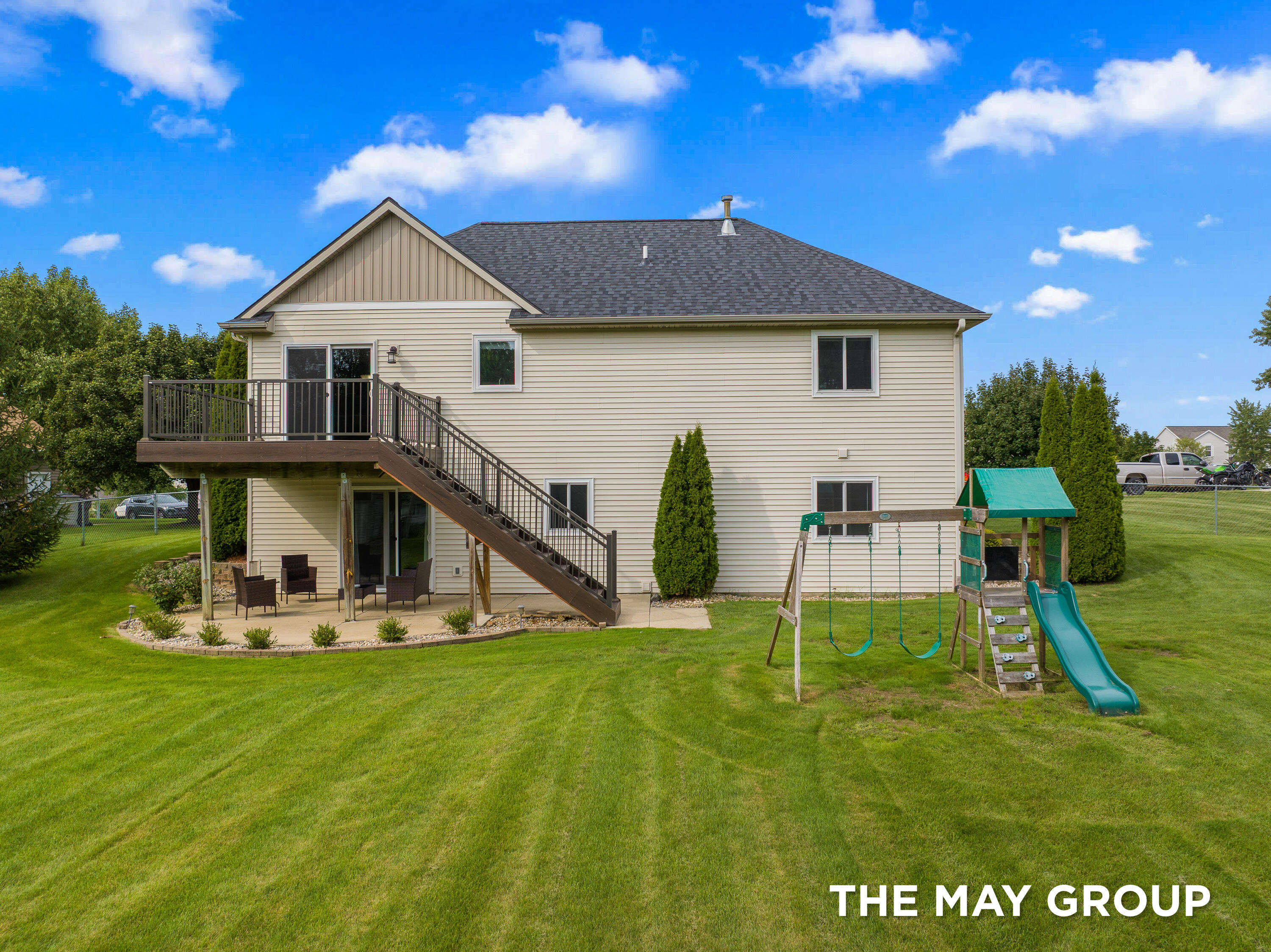 2021 Orchard Ridge Drive NW Grand Rapids MI 49534