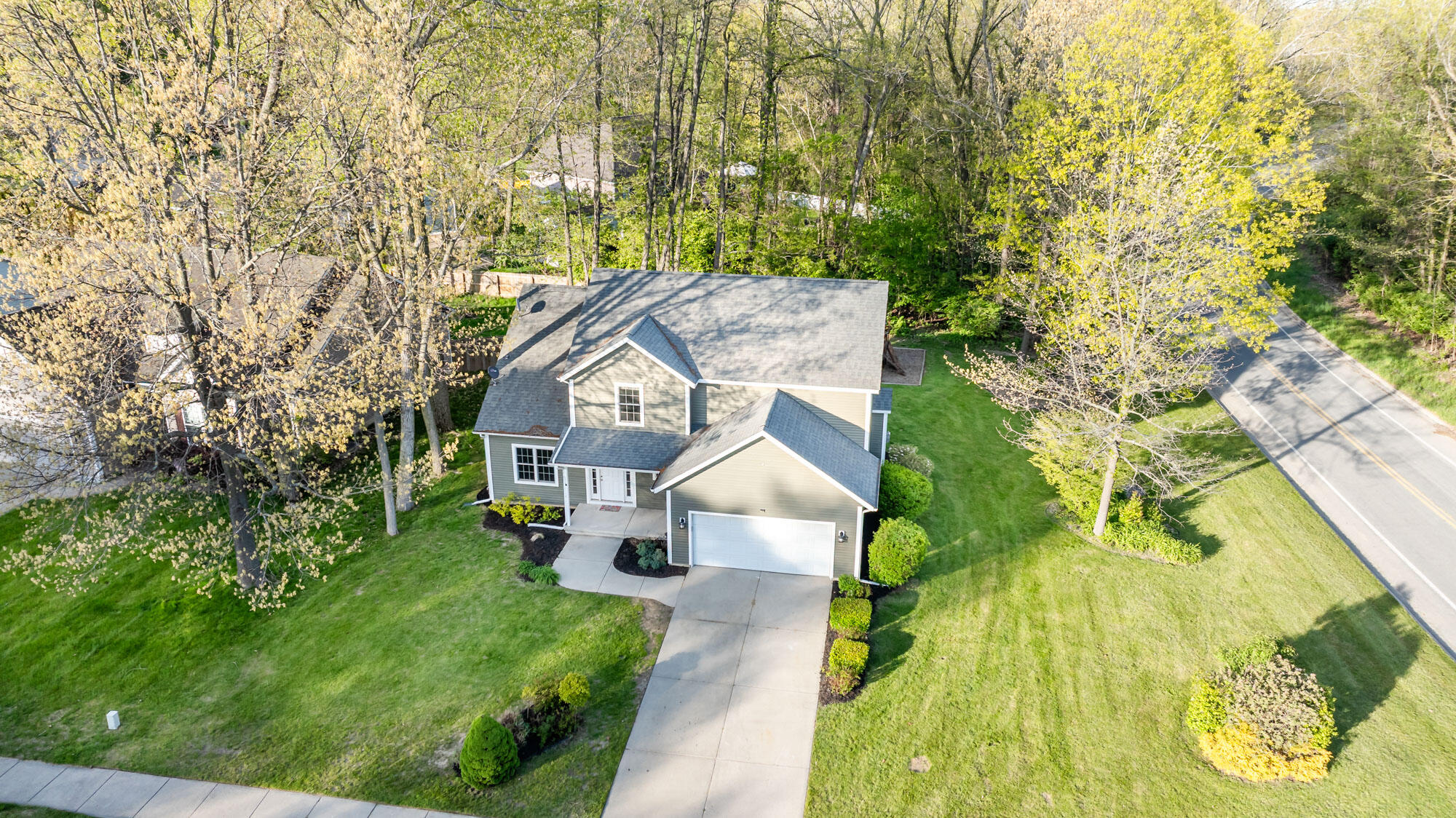 1401 Whispering Trail Benton Harbor MI 49022