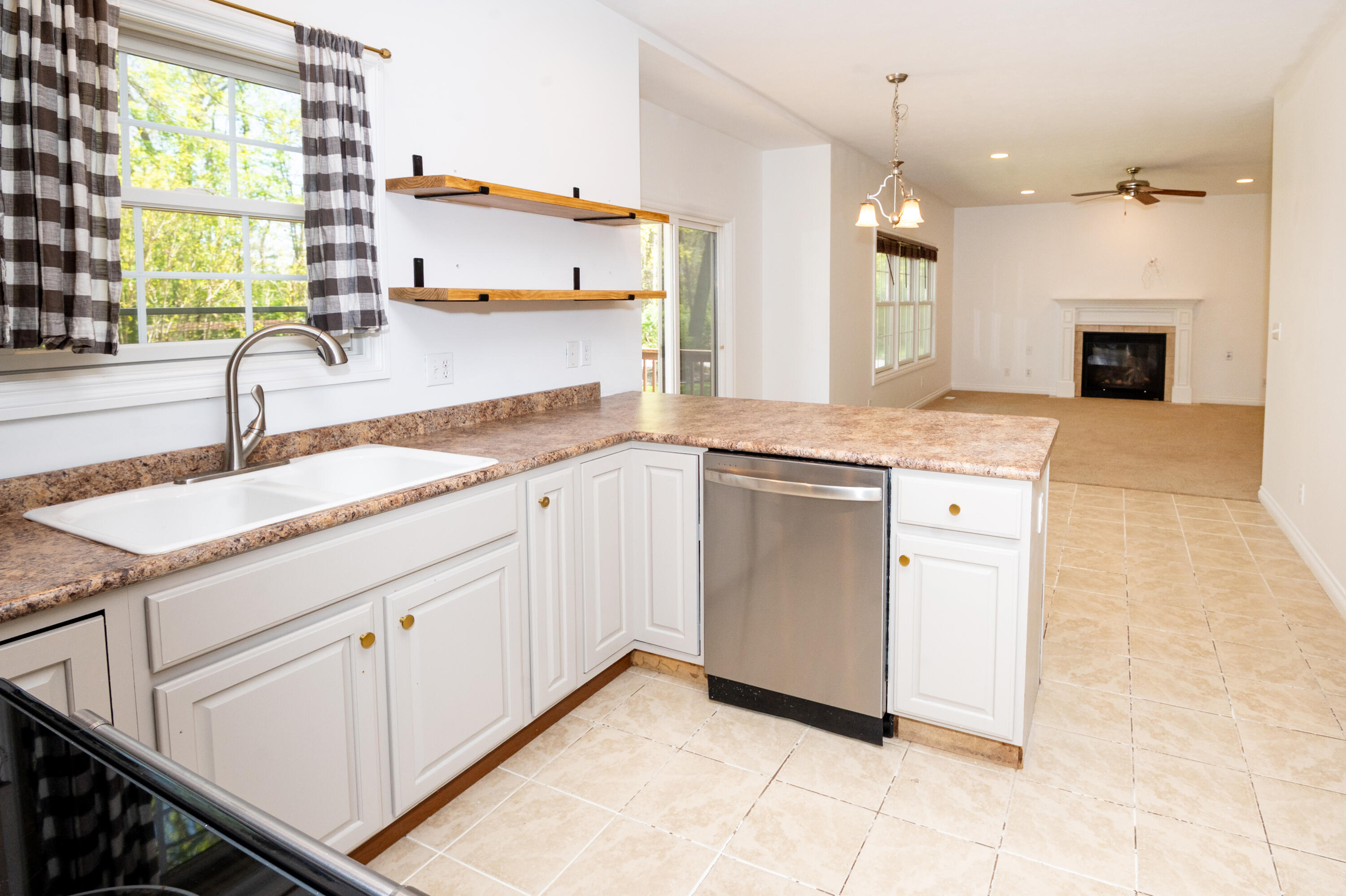 1401 Whispering Trail Benton Harbor MI 49022