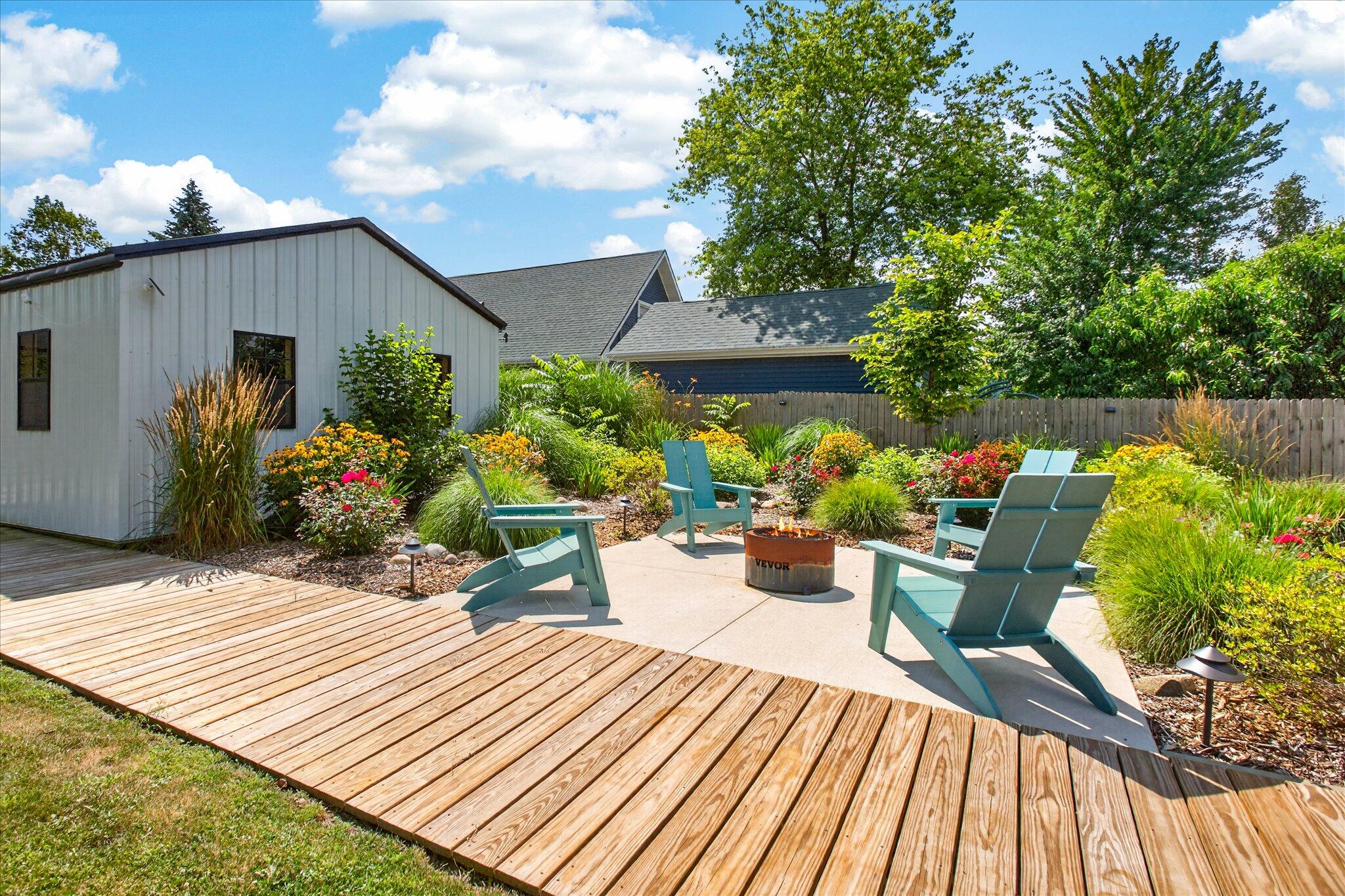 208 N Cleveland Avenue Galien MI 49113