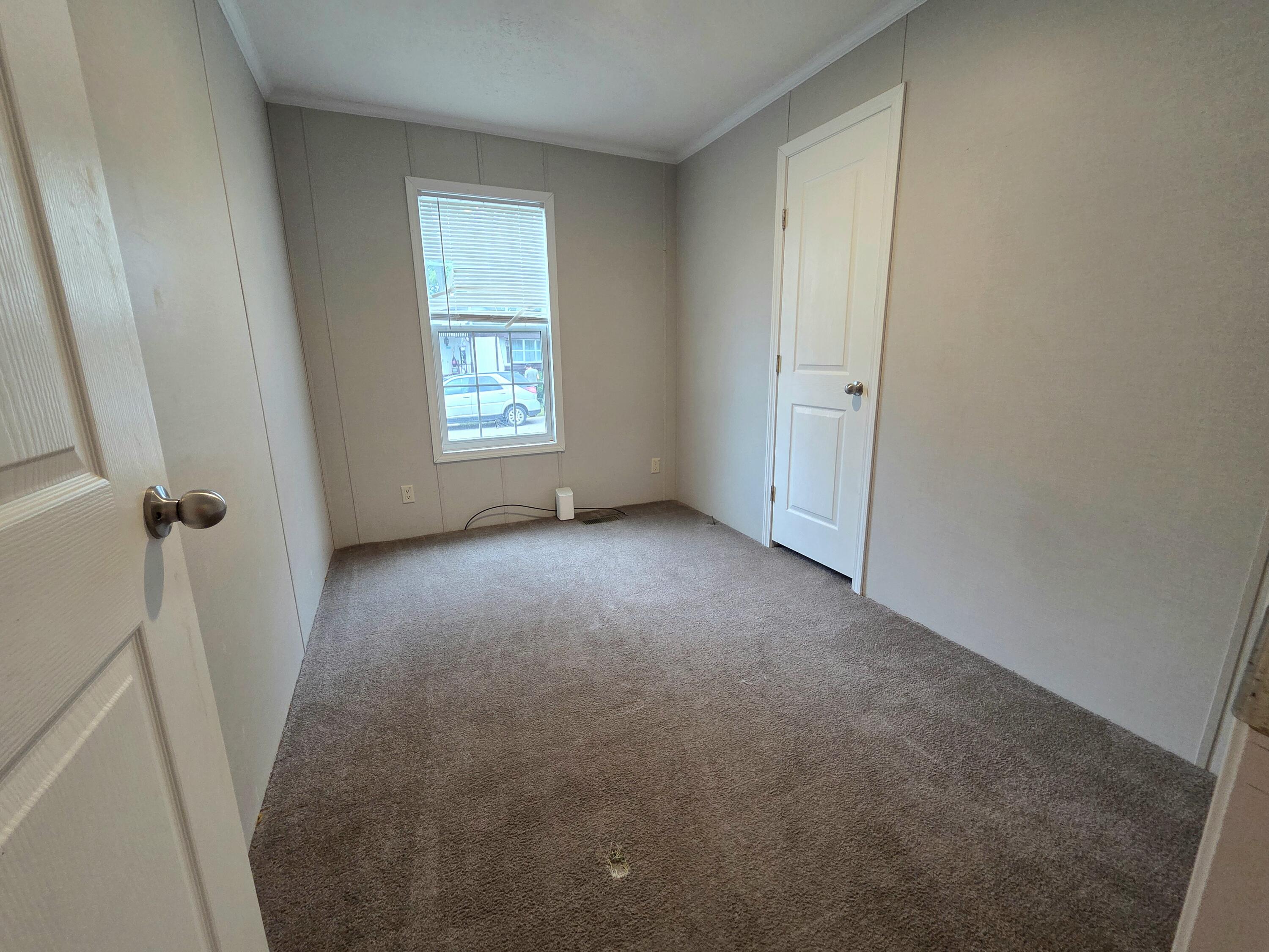 638 Courtland Lane Muskegon MI 49442