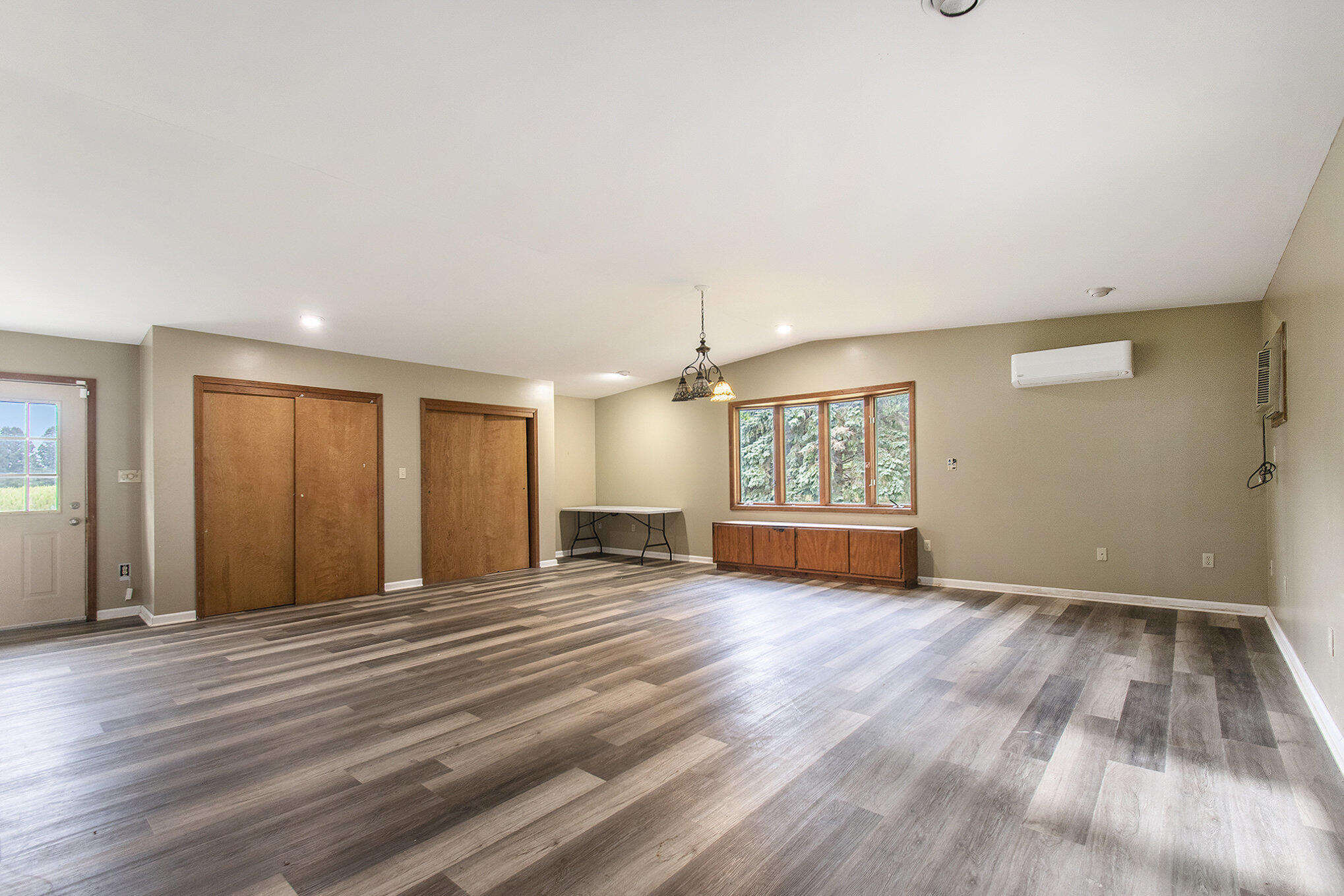 5544 Wendzel Drive Coloma MI 49038