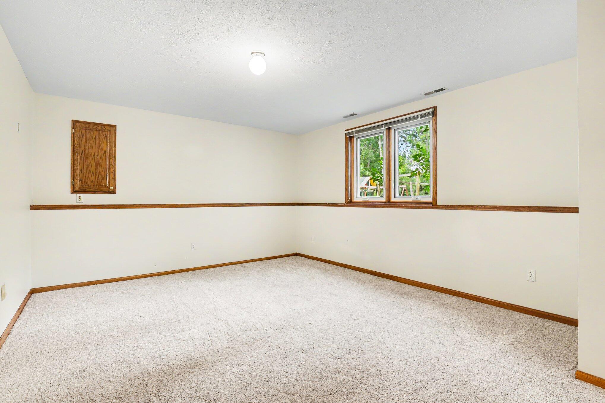 5090 Abbeydale Drive SE Grand Rapids MI 49546