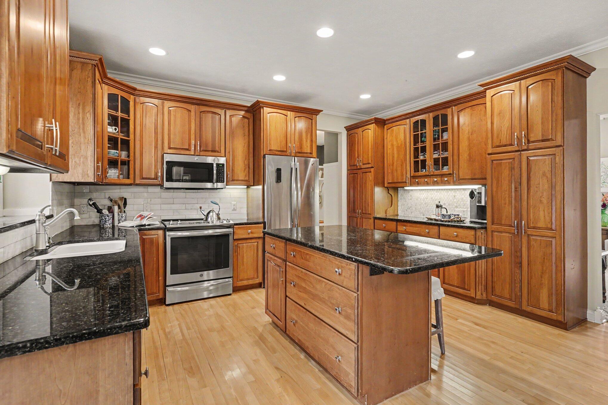 3587 Elk Court Zeeland MI 49464