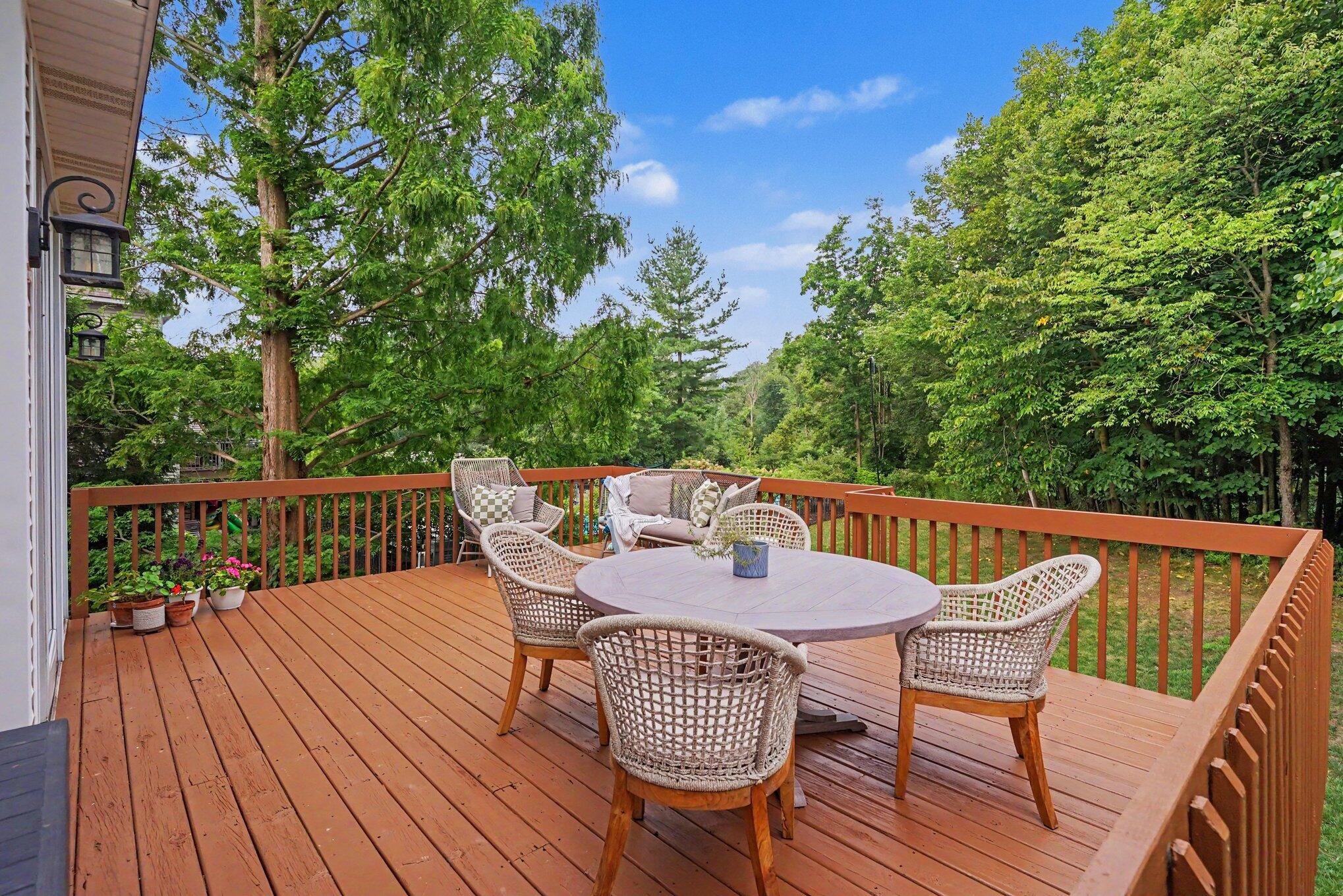 3587 Elk Court Zeeland MI 49464