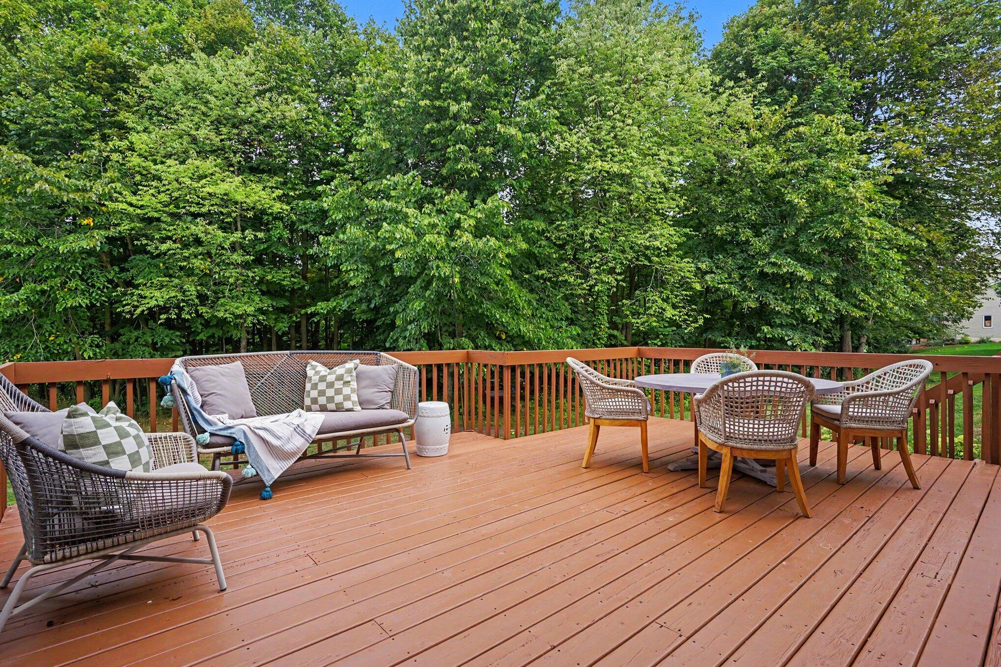 3587 Elk Court Zeeland MI 49464