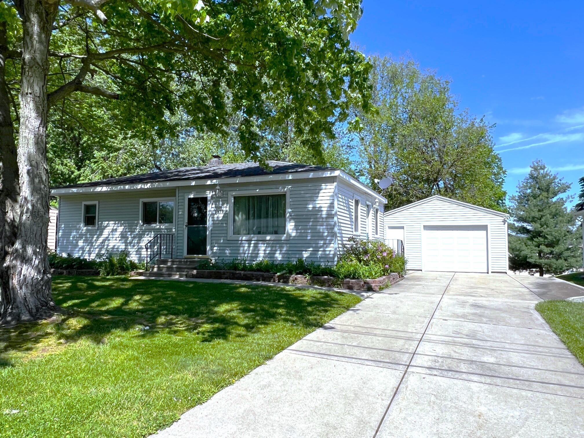 321 Cameo Avenue Portage MI 49002