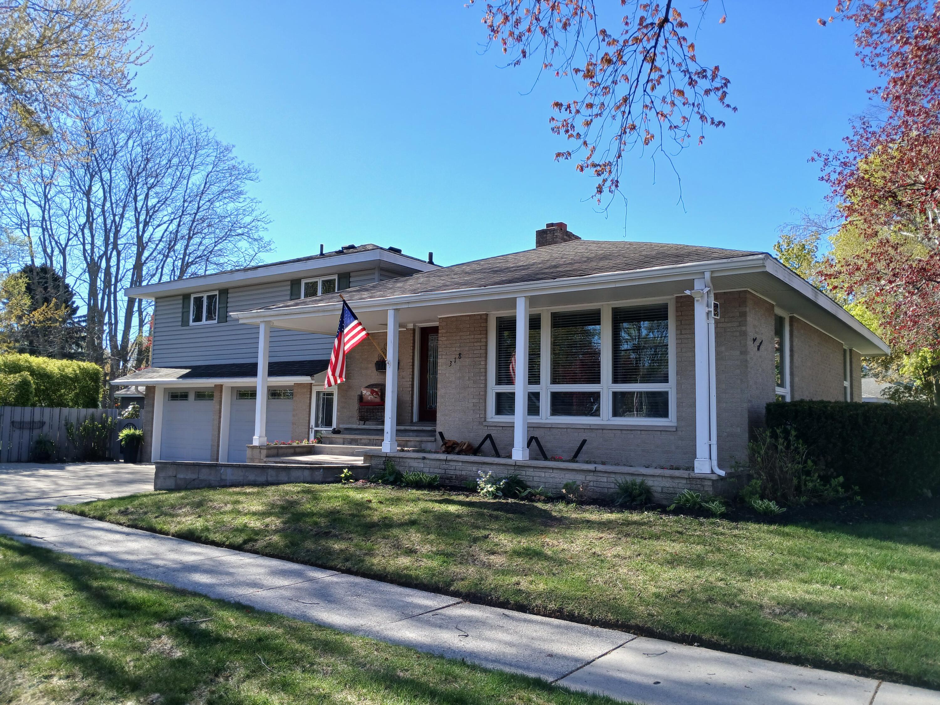318 N Emily Street Ludington MI 49431