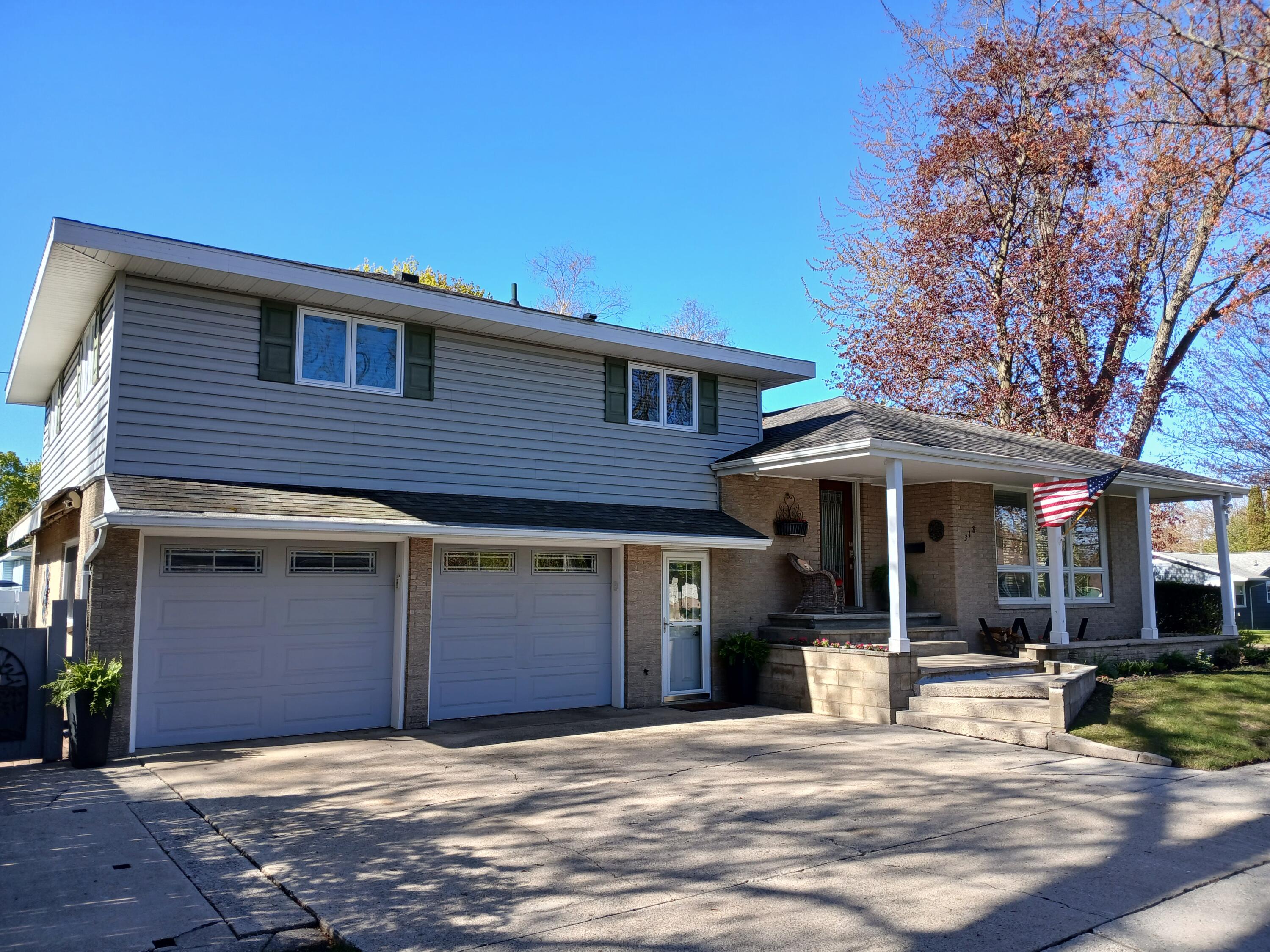 318 N Emily Street Ludington MI 49431