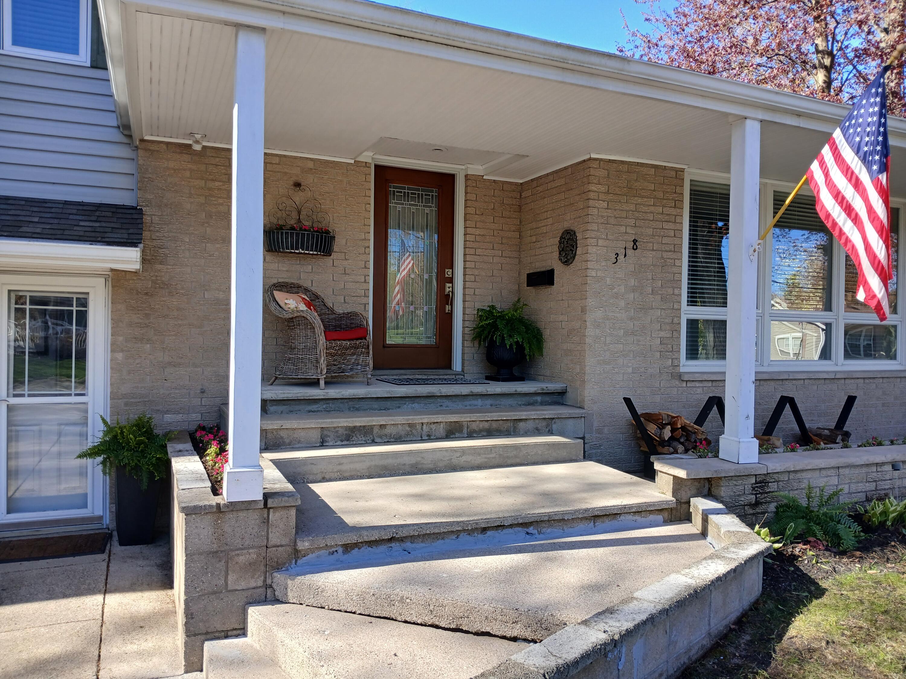 318 N Emily Street Ludington MI 49431