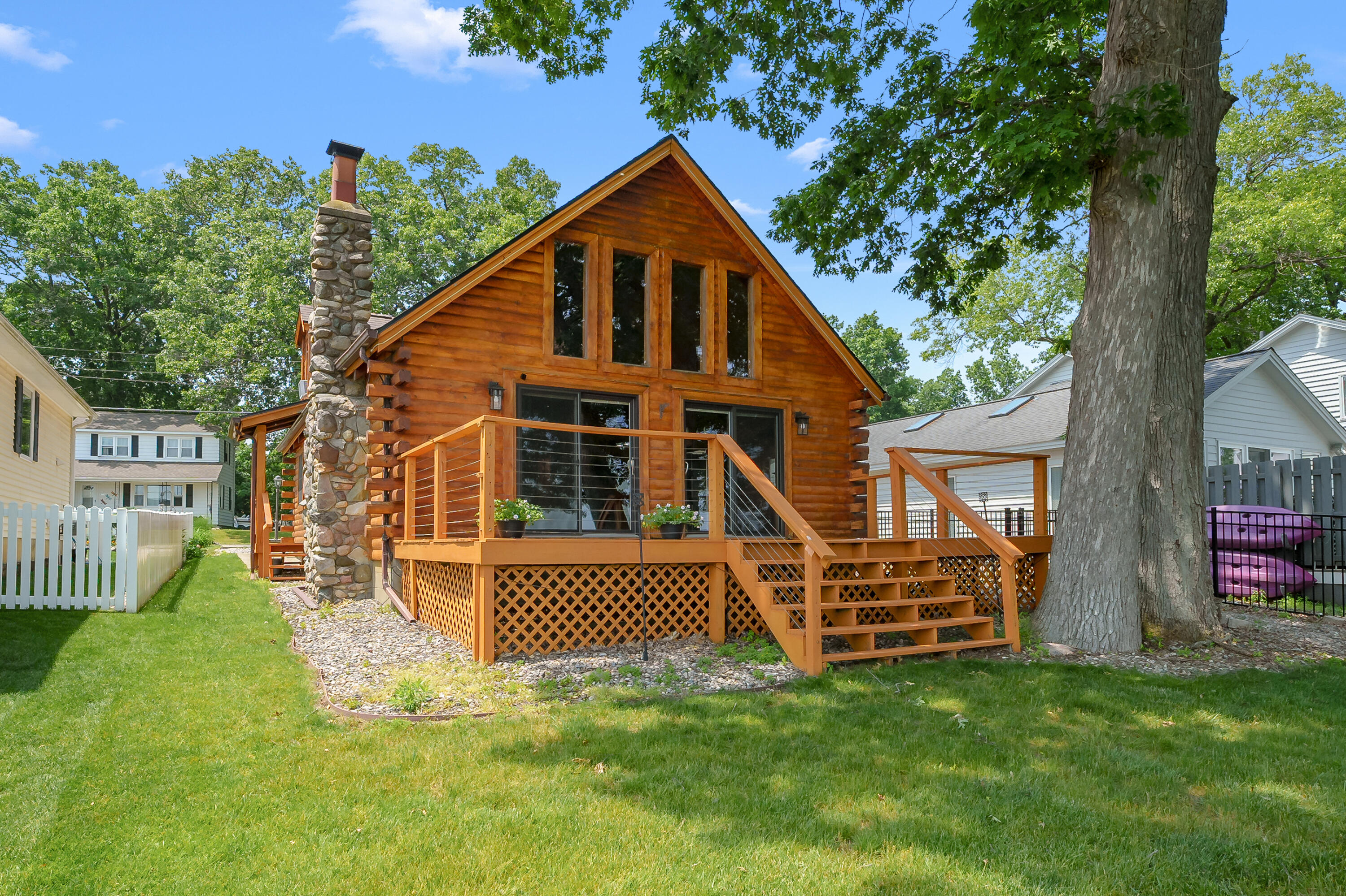9715 Woodlawn Drive Portage MI 49002