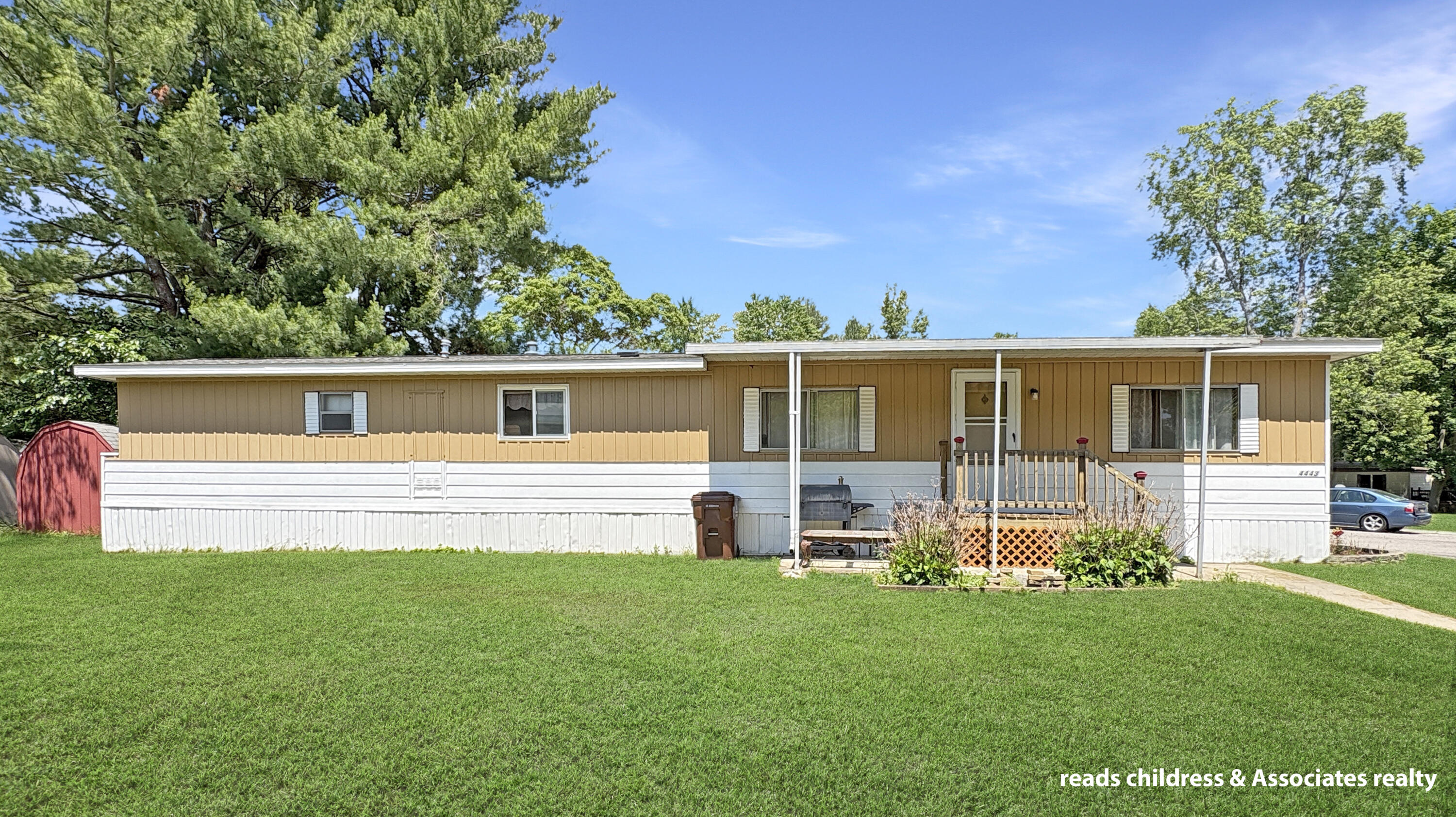 4443 Cedar Wood Street NE Rockford MI 49341
