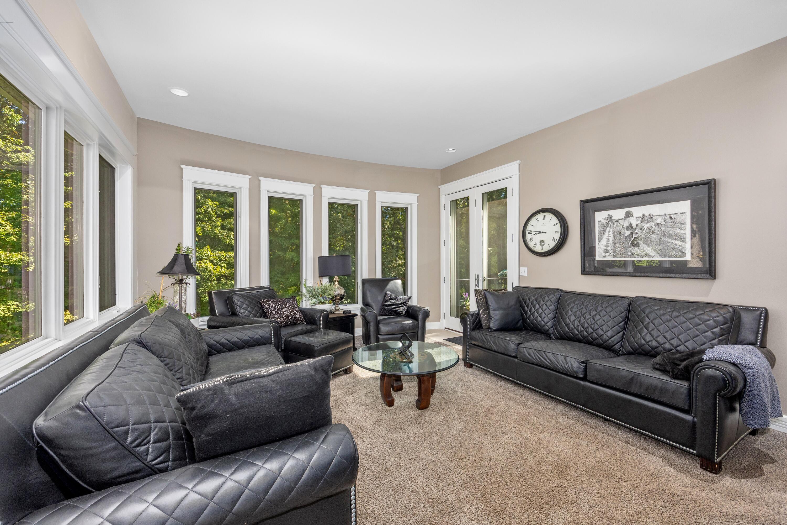 3300 Bluewater Pines Drive NE Grand Rapids MI 49525