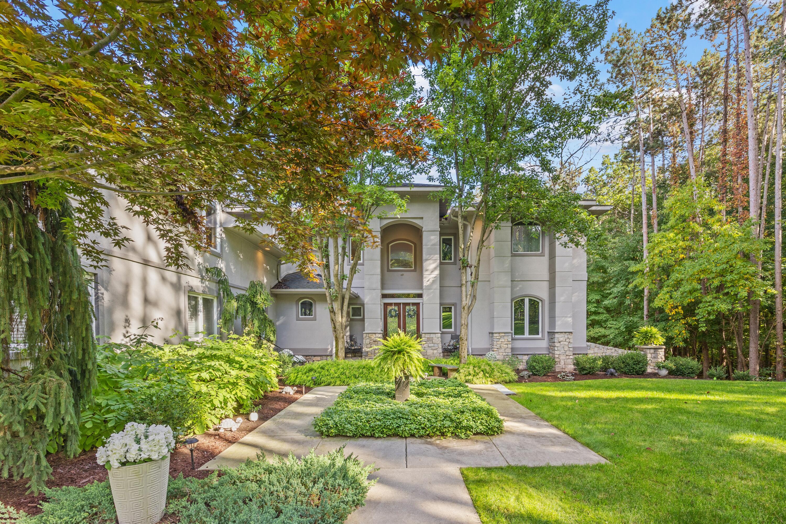 3300 Bluewater Pines Drive NE Grand Rapids MI 49525
