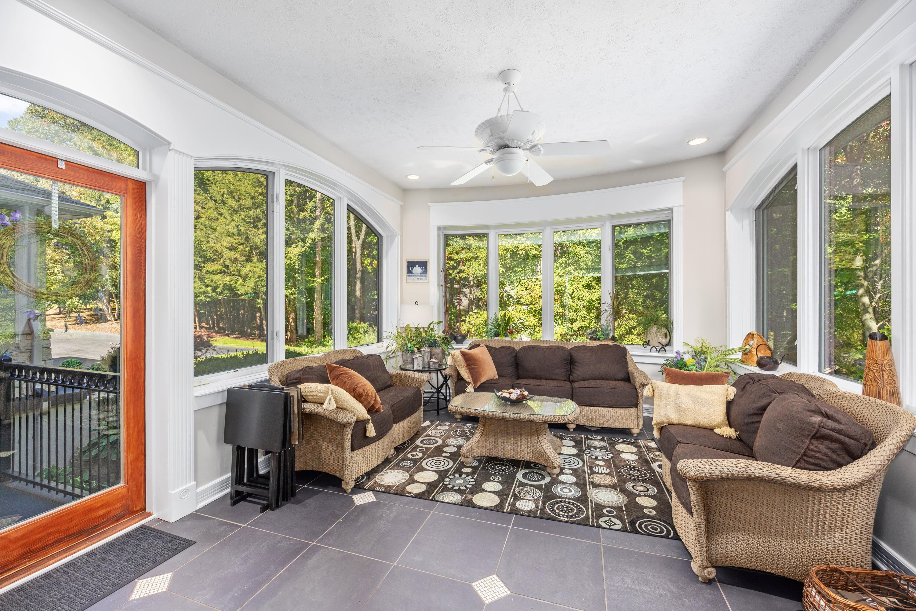 3300 Bluewater Pines Drive NE Grand Rapids MI 49525