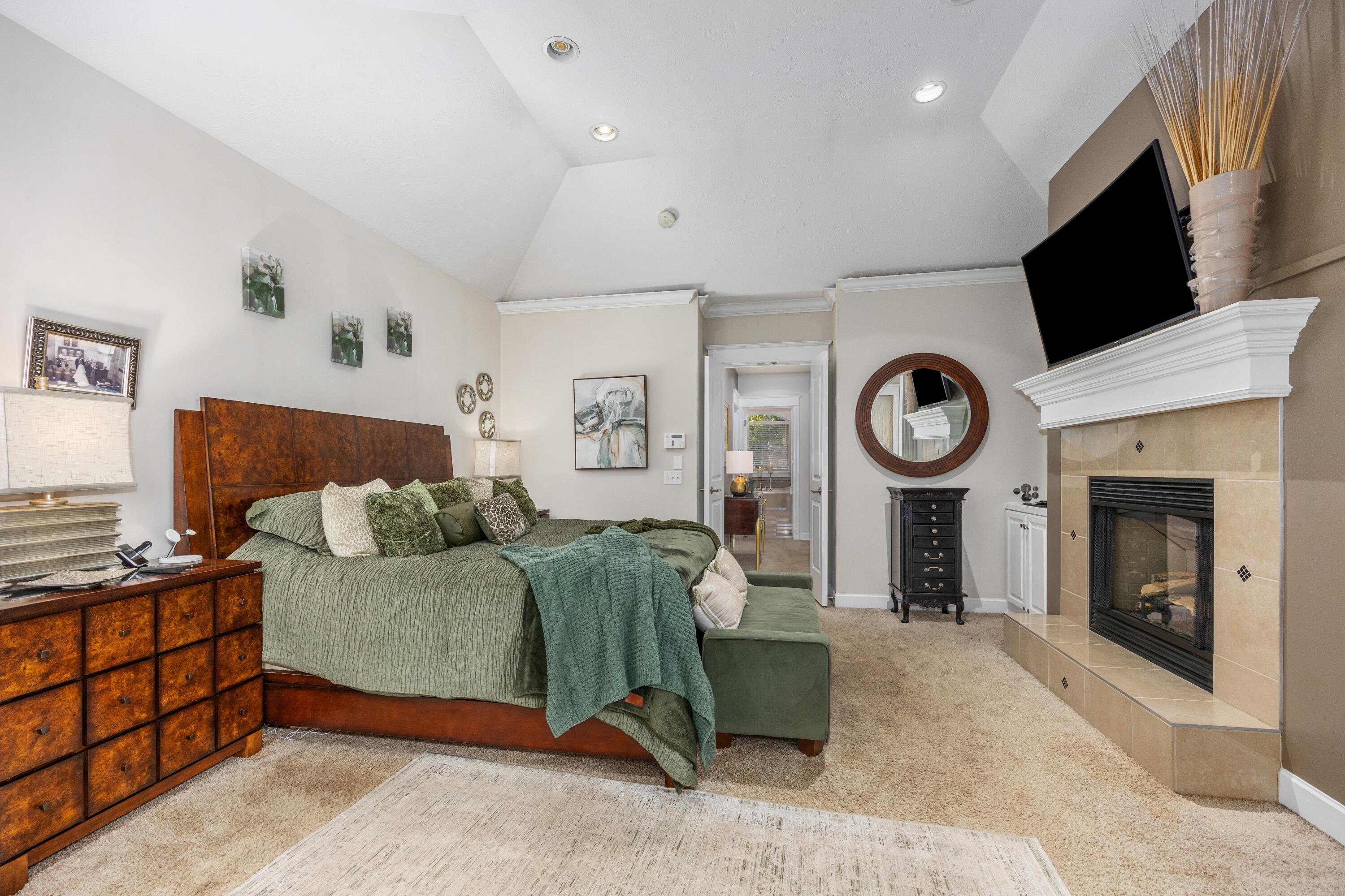 3300 Bluewater Pines Drive NE Grand Rapids MI 49525
