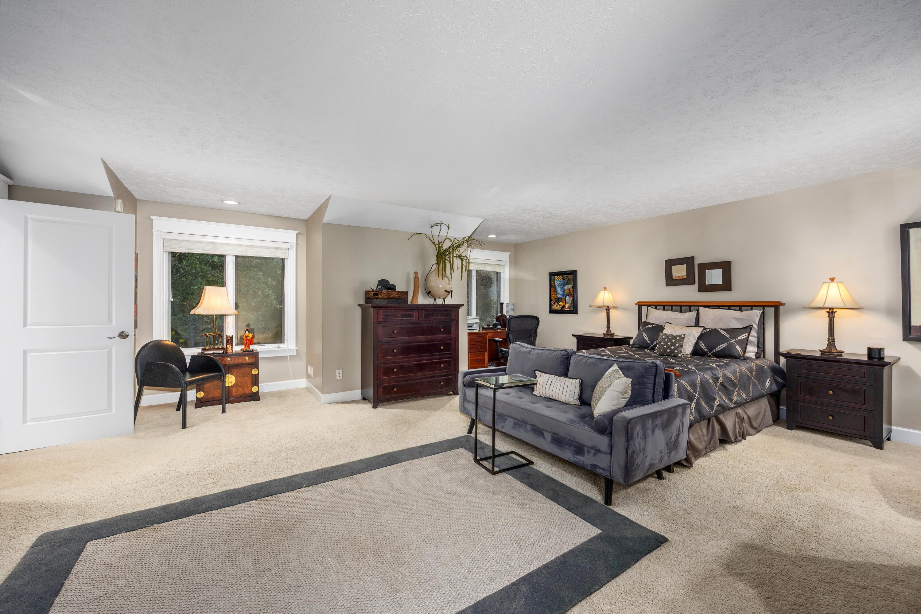 3300 Bluewater Pines Drive NE Grand Rapids MI 49525