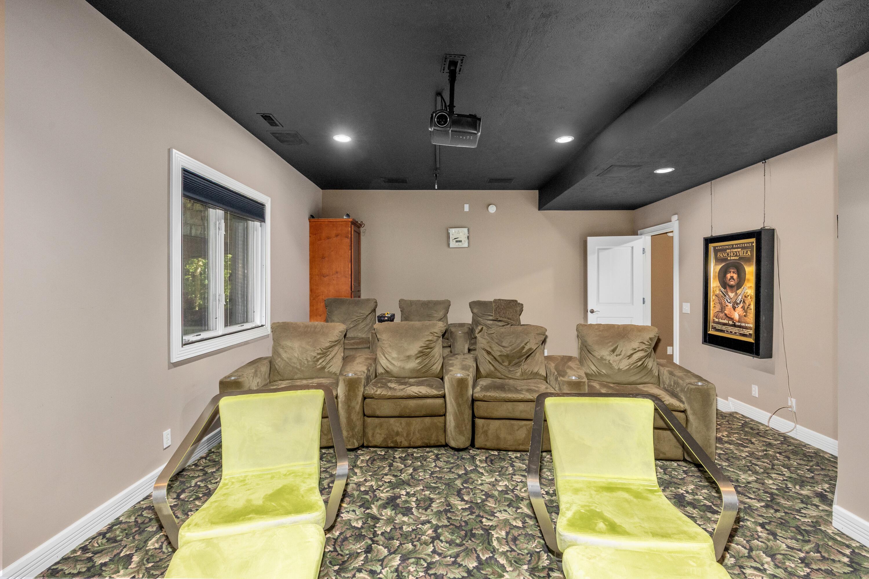 3300 Bluewater Pines Drive NE Grand Rapids MI 49525