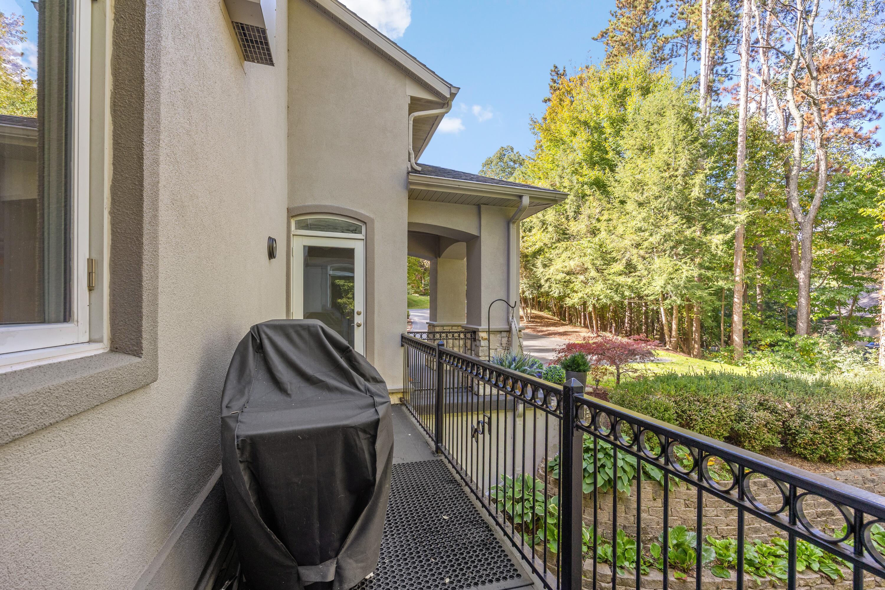 3300 Bluewater Pines Drive NE Grand Rapids MI 49525