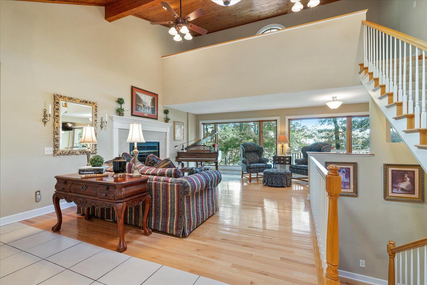 7414 Field Bay Avenue Kalamazoo MI 49009