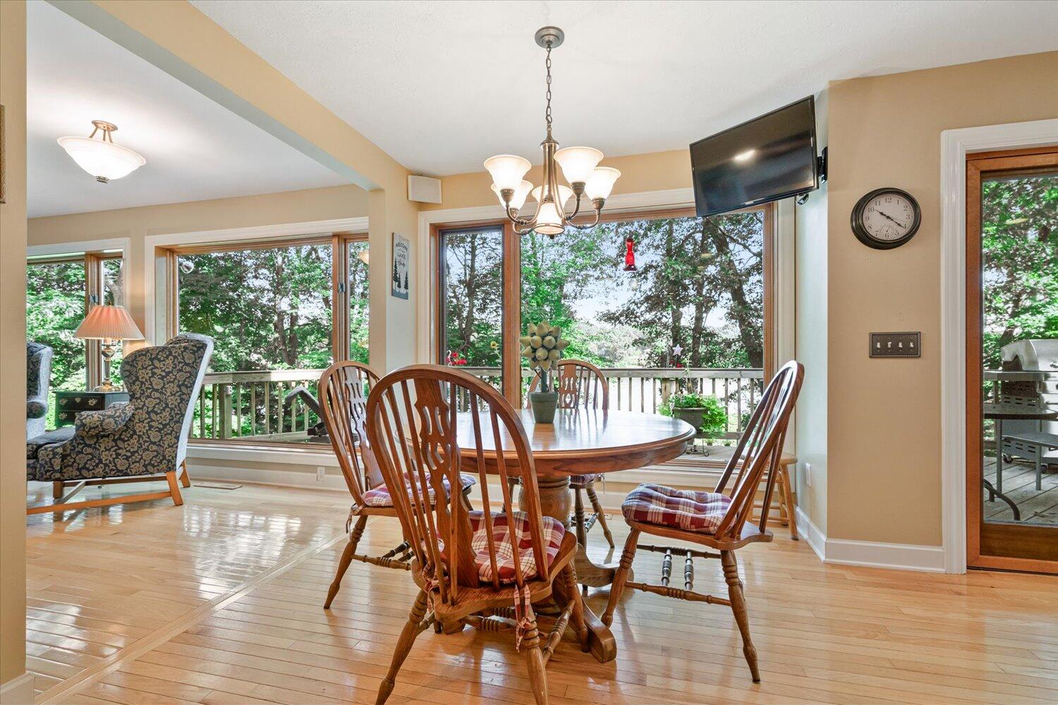 7414 Field Bay Avenue Kalamazoo MI 49009