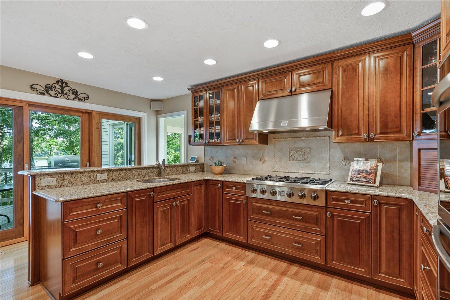 7414 Field Bay Avenue Kalamazoo MI 49009