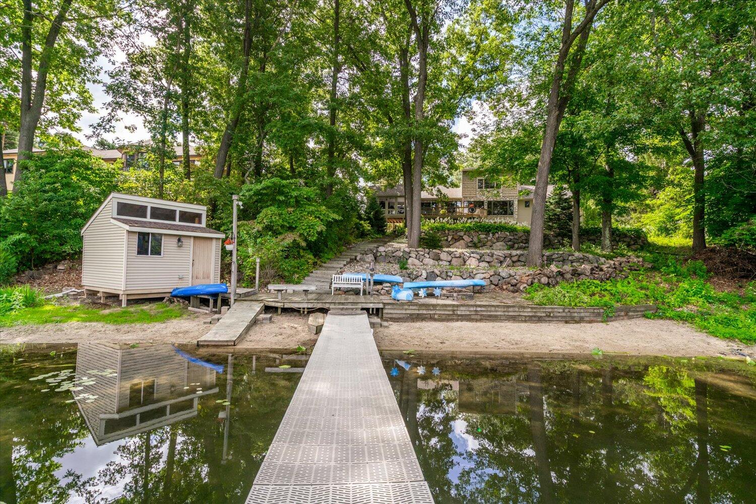 7414 Field Bay Avenue Kalamazoo MI 49009