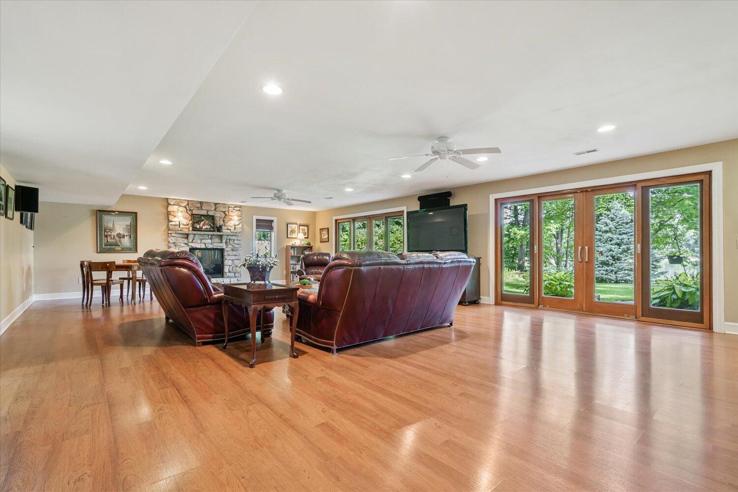7414 Field Bay Avenue Kalamazoo MI 49009